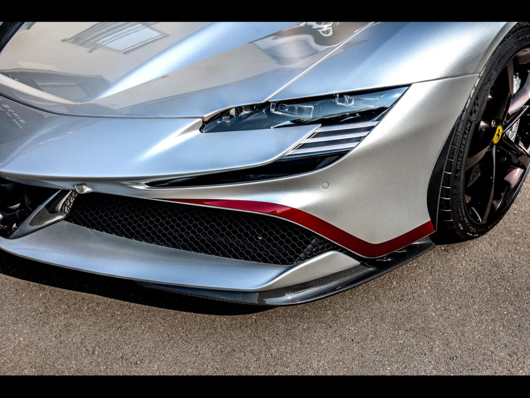 Ferrari SF90 ATELIER (1000 CH) – SANUSILVER X NERO PUROSANGUE – PPF (2025) - Photo 21