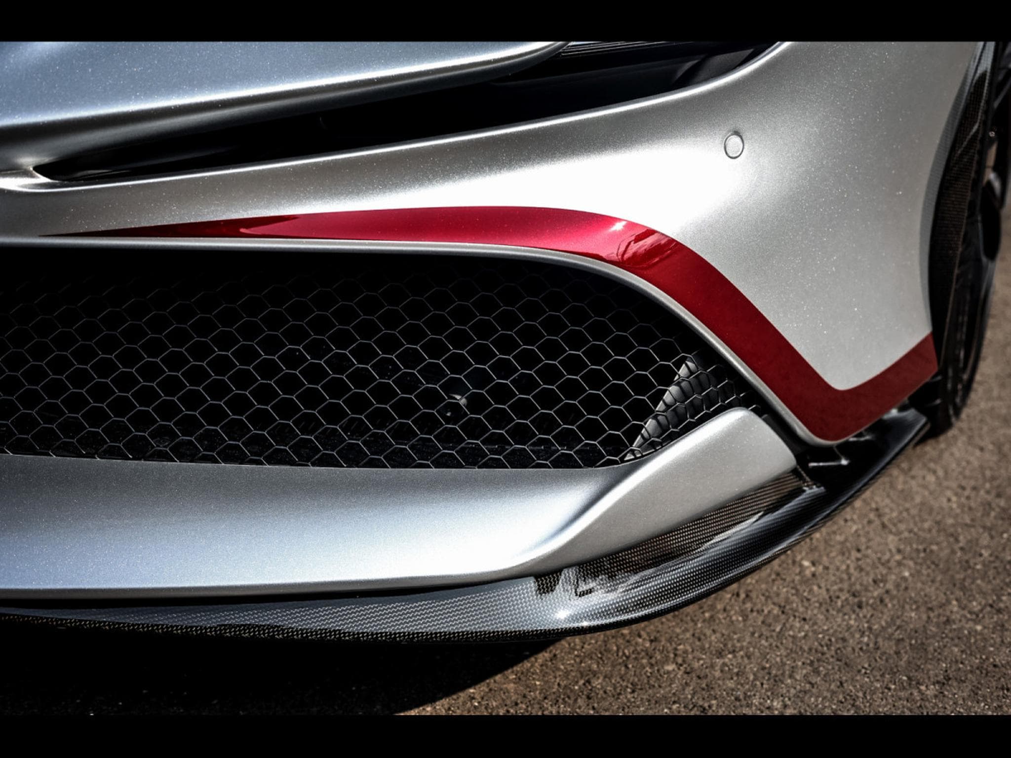 Ferrari SF90 ATELIER (1000 CH) – SANUSILVER X NERO PUROSANGUE – PPF (2025) - Photo 23