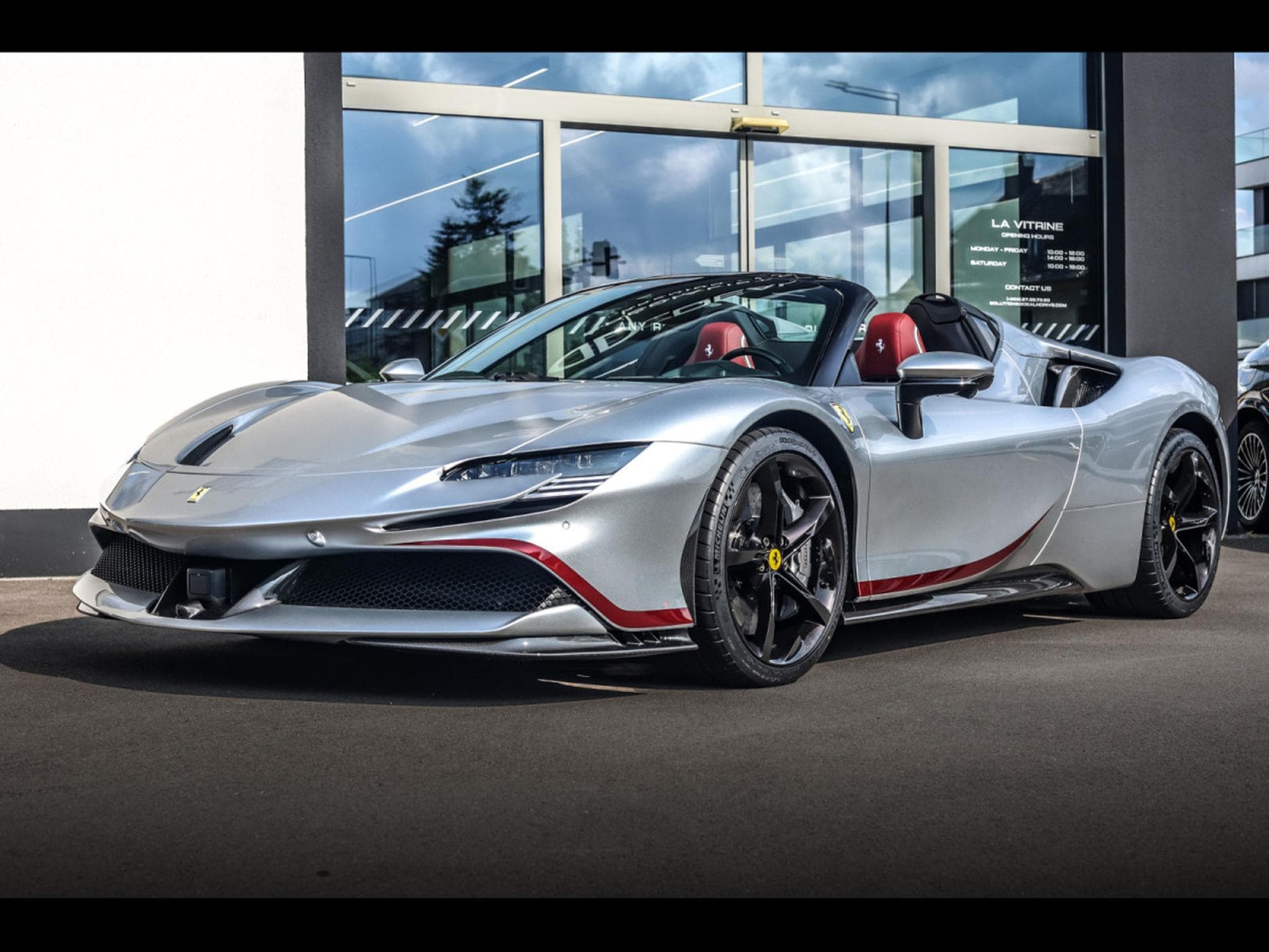 Ferrari SF90 ATELIER (1000 CH) – SANUSILVER X NERO PUROSANGUE – PPF (2025) - Photo 6