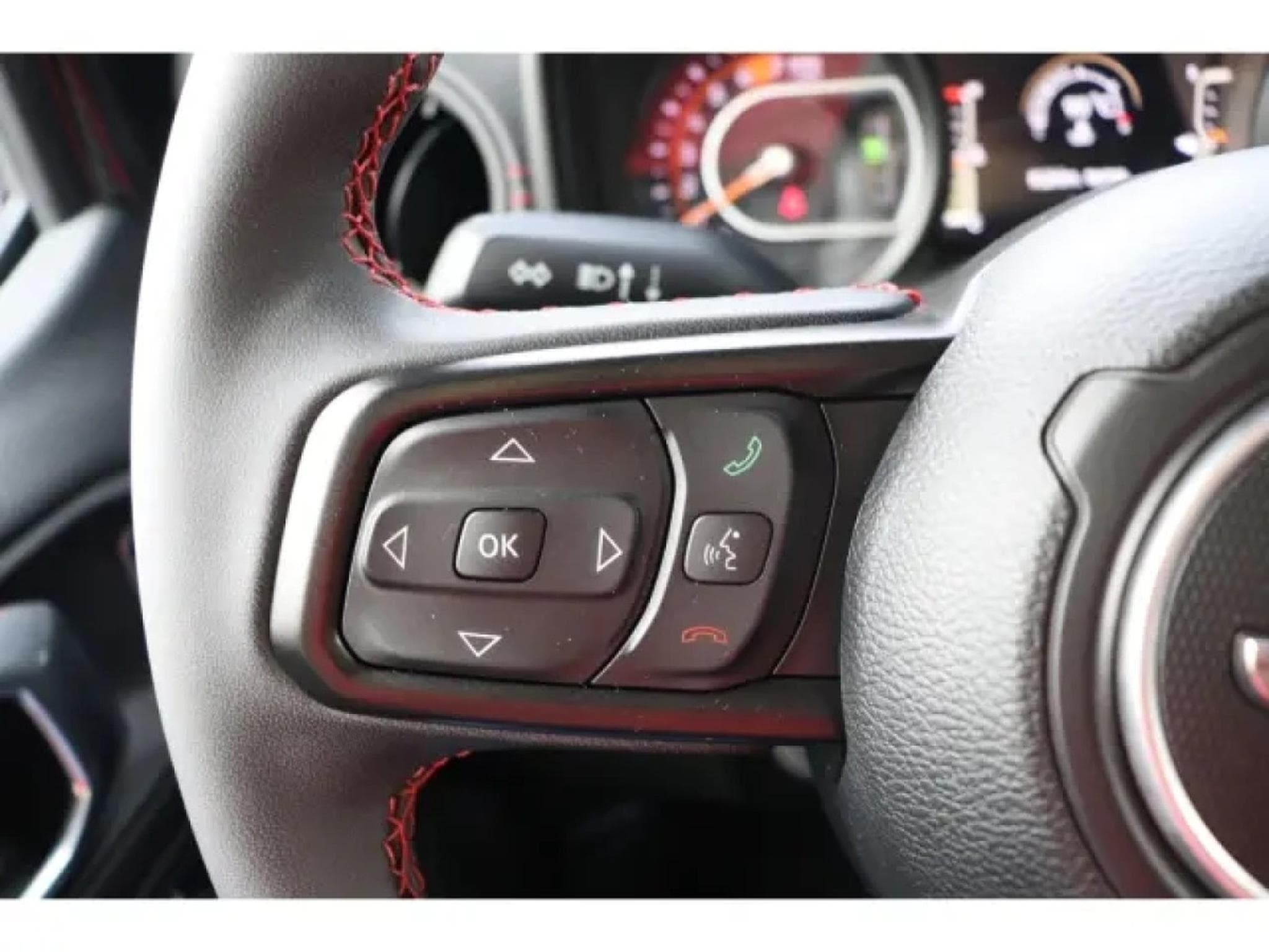 Jeep Wrangler RUBICON 2.0l T-GDI (2025) - Photo 13