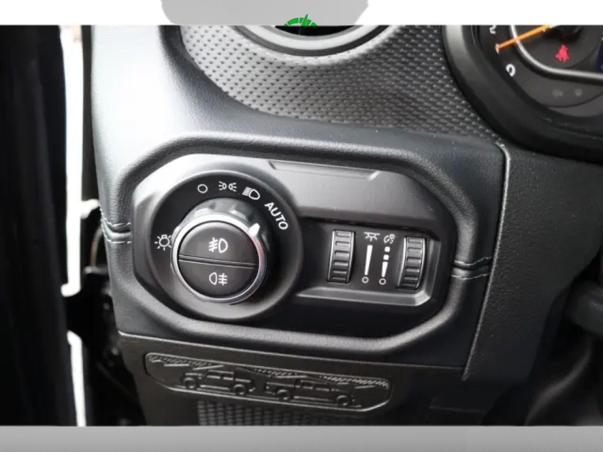 Jeep Wrangler RUBICON 2.0l T-GDI (2025) - Photo 25