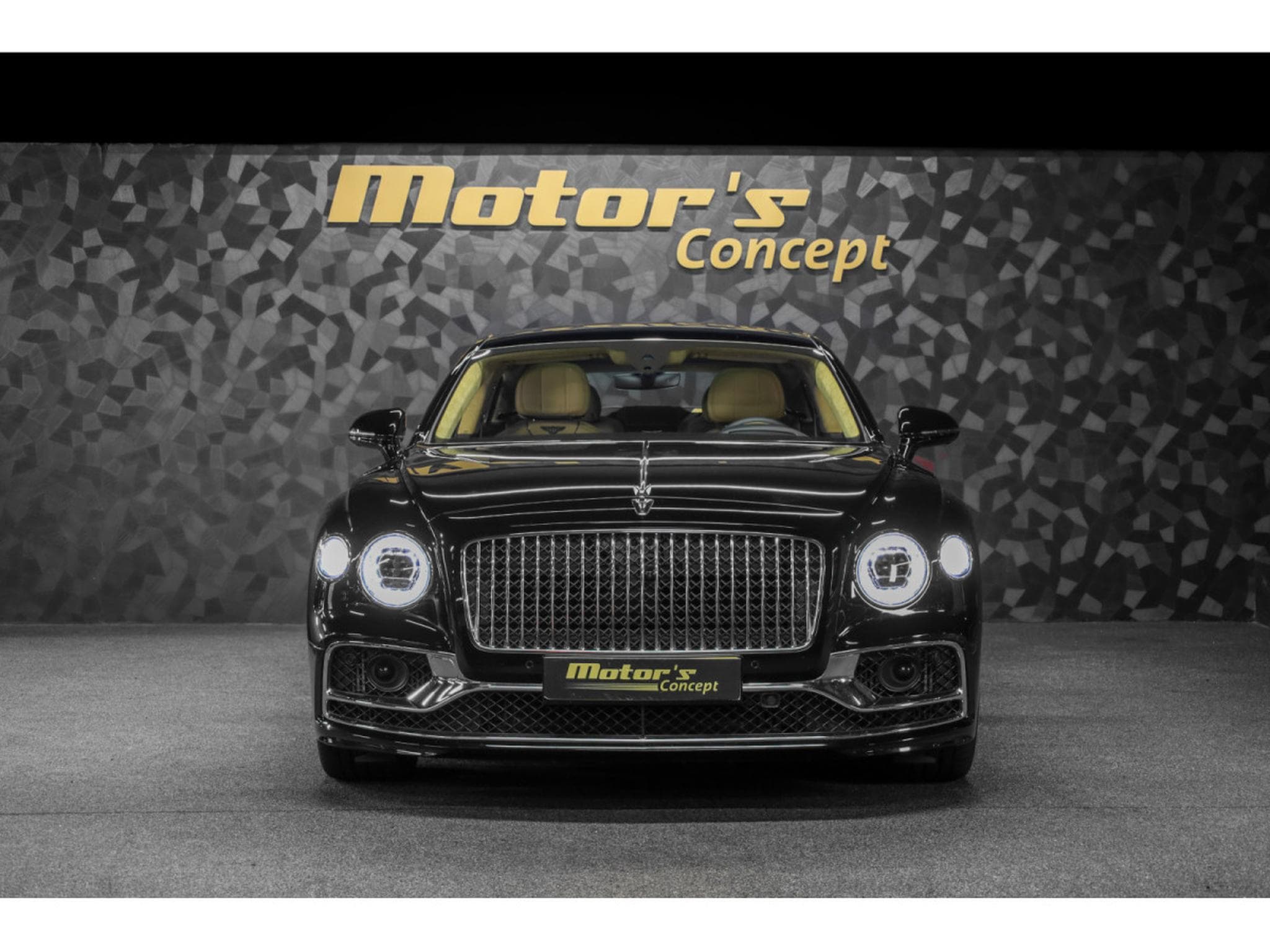Bentley Flying Spur V8 (2021) - Photo 4