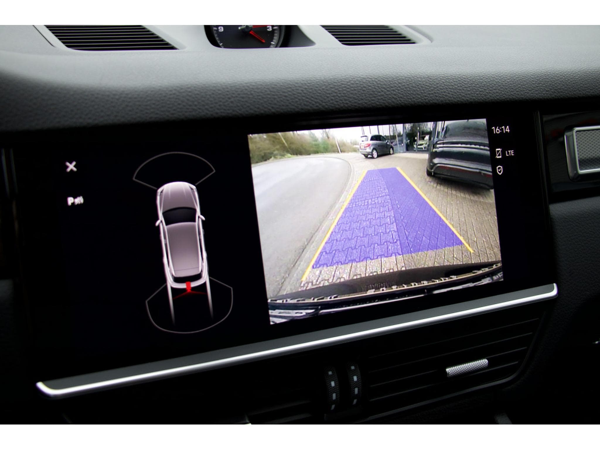Porsche Cayenne E-Hybrid Cayenne Platinum Edition - Sport Design Pack (2023) - Photo 12