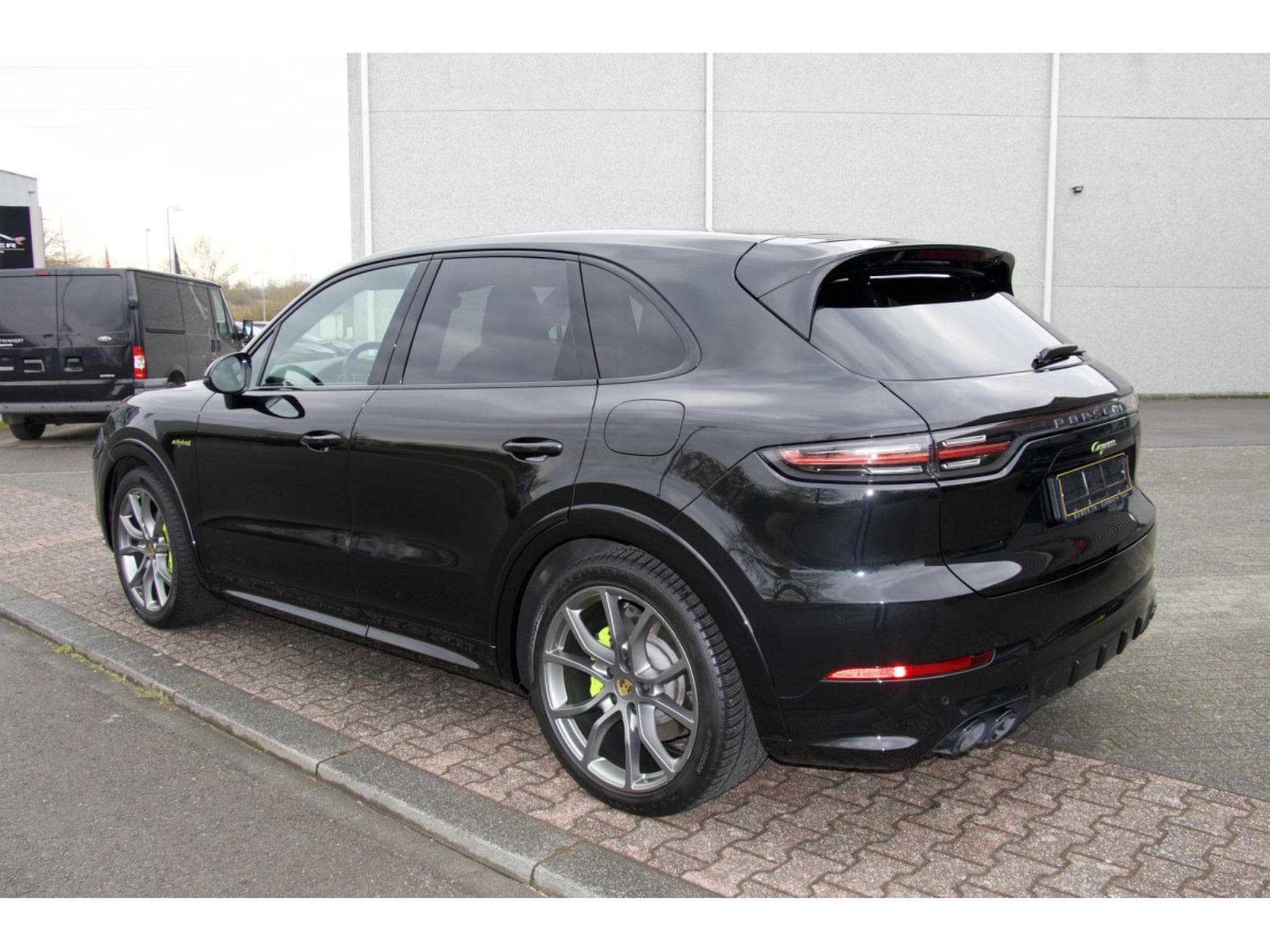 Porsche Cayenne E-Hybrid Cayenne Platinum Edition - Sport Design Pack (2023) - Photo 3