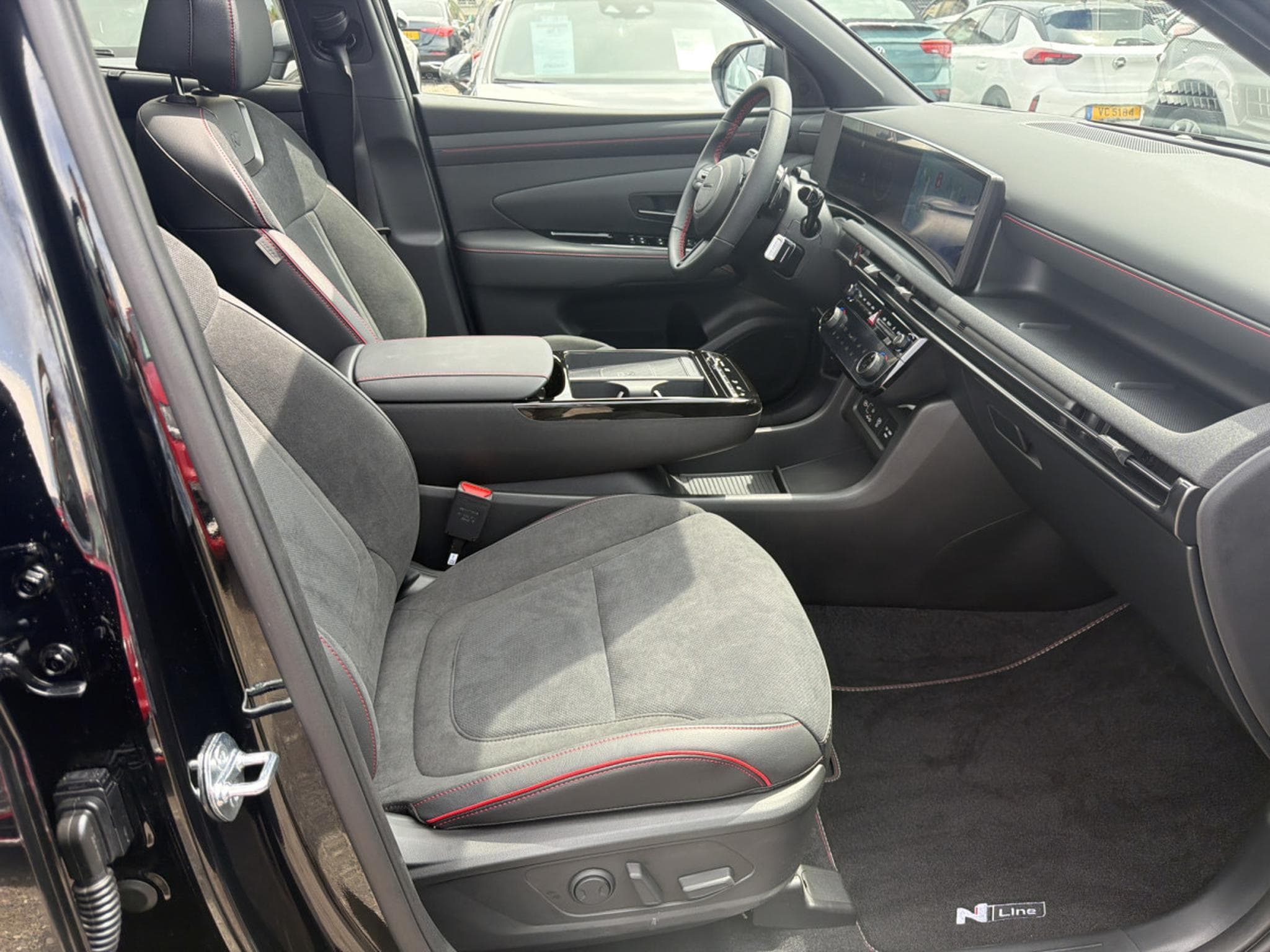Hyundai Tucson 1.6 T-GDI HEV 6AT Shine Shadow N-LINE 239CV (2026) - Photo 20