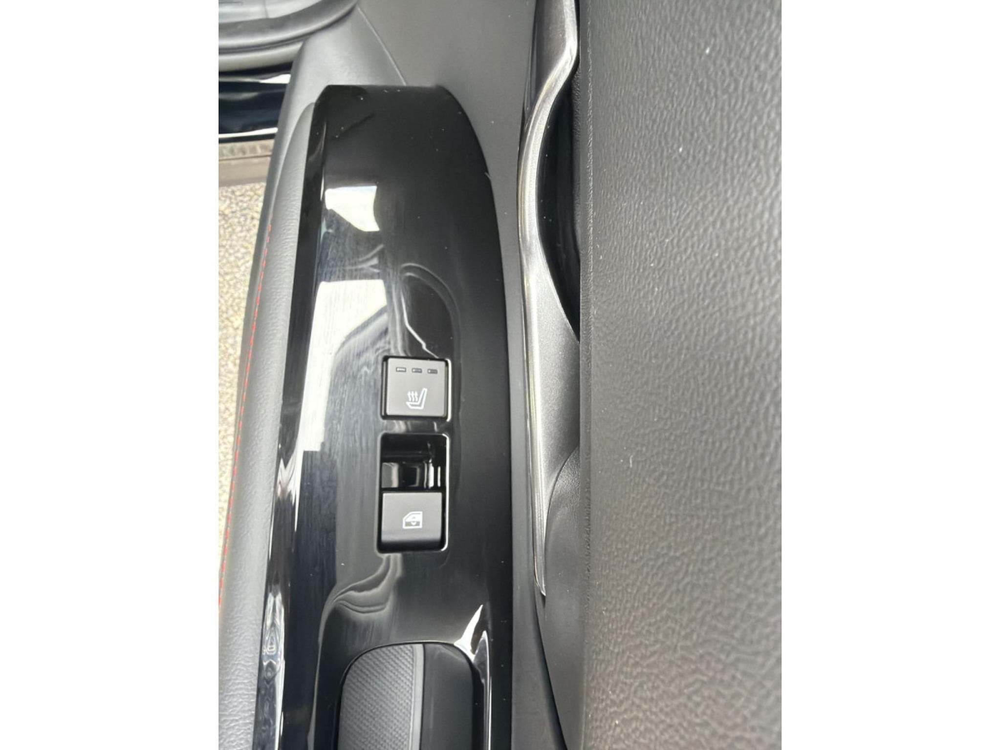 Hyundai Tucson 1.6 T-GDI HEV 6AT Shine Shadow N-LINE 239CV (2026) - Photo 24