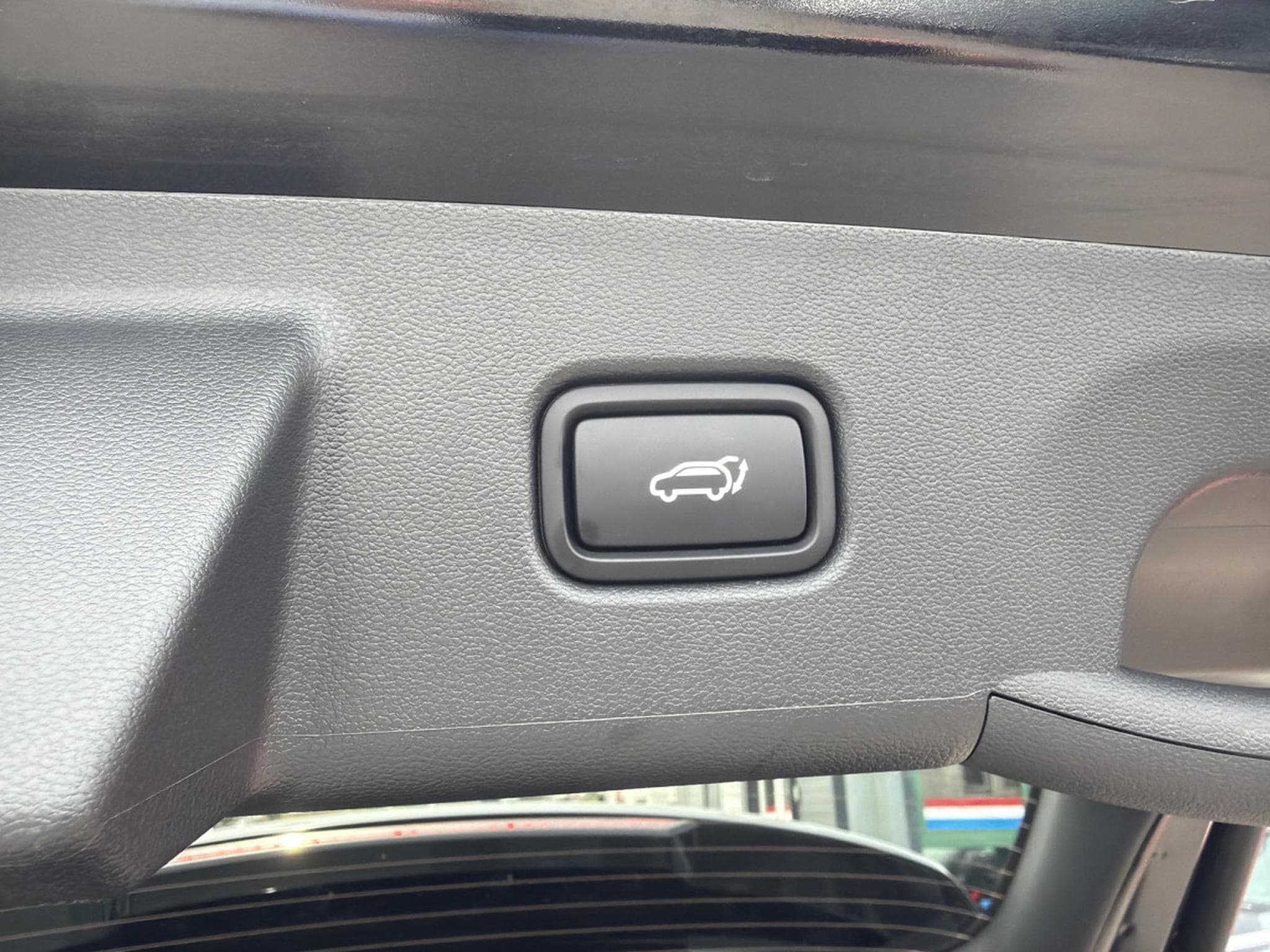 Hyundai Tucson 1.6 T-GDI HEV 6AT Shine Shadow N-LINE 239CV (2026) - Photo 25