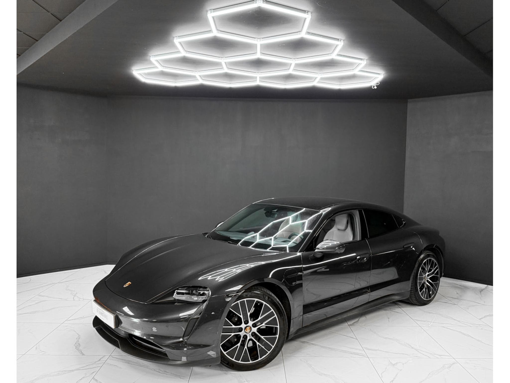 Porsche Taycan Performance Batterie / Sport Chrono / Pano / Dual Screen (2023) - Photo 1