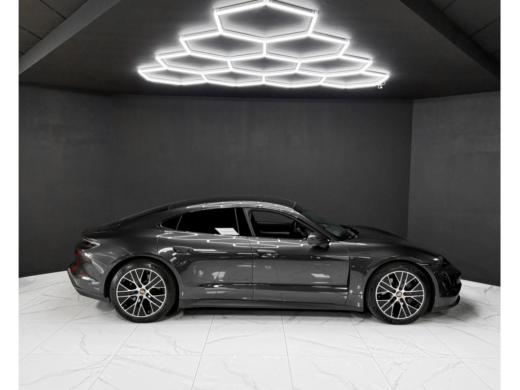 Porsche Taycan Performance Batterie / Sport Chrono / Pano / Dual Screen (2023) - Photo 6