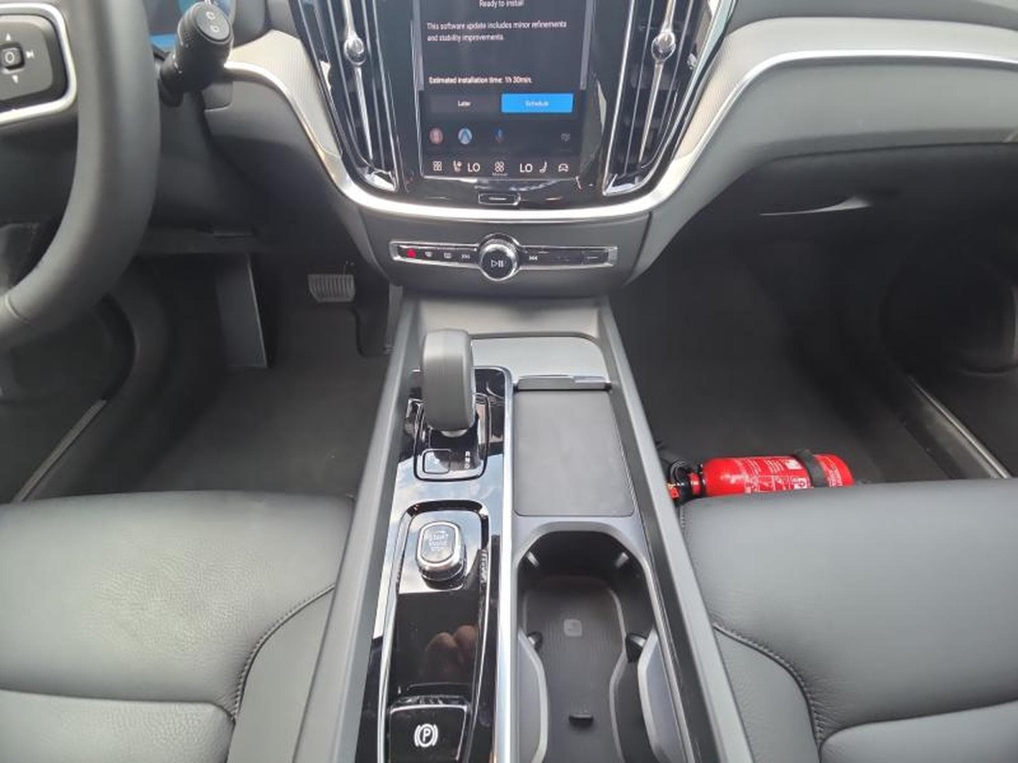 Volvo V60 B4 Core / Essence (2025) - Photo 11
