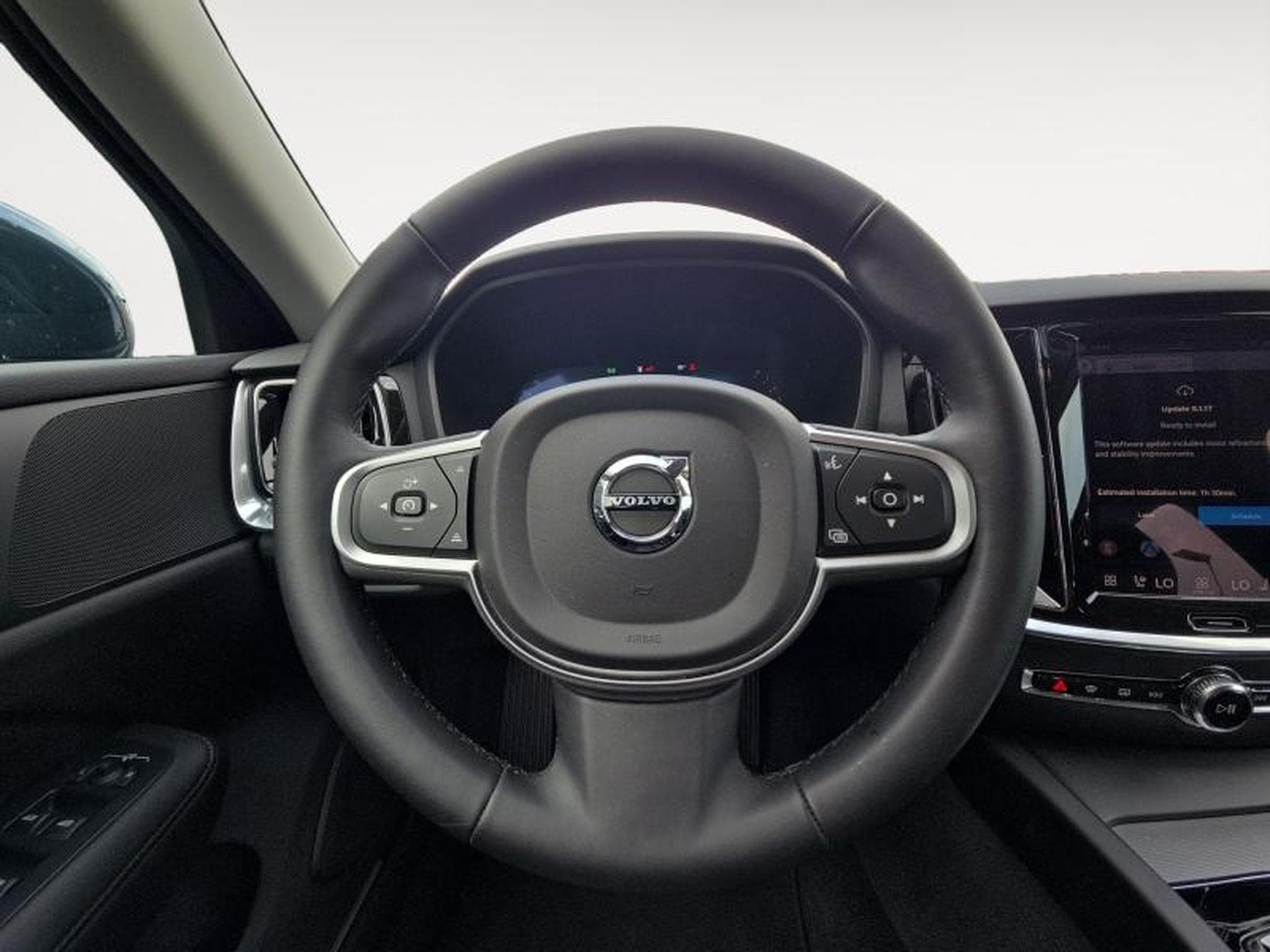 Volvo V60 B4 Core / Essence (2025) - Photo 12