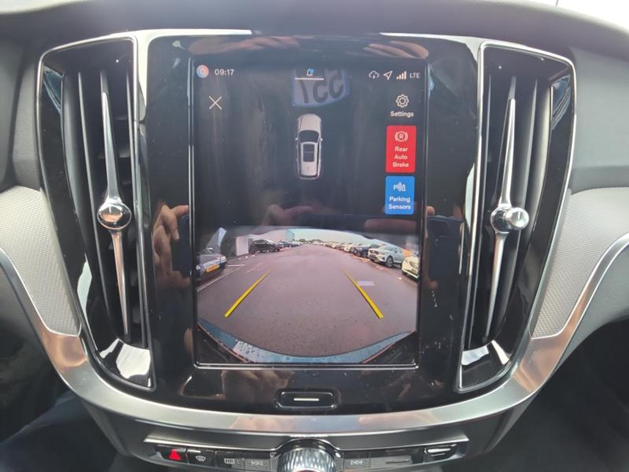 Volvo V60 B4 Core / Essence (2025) - Photo 17