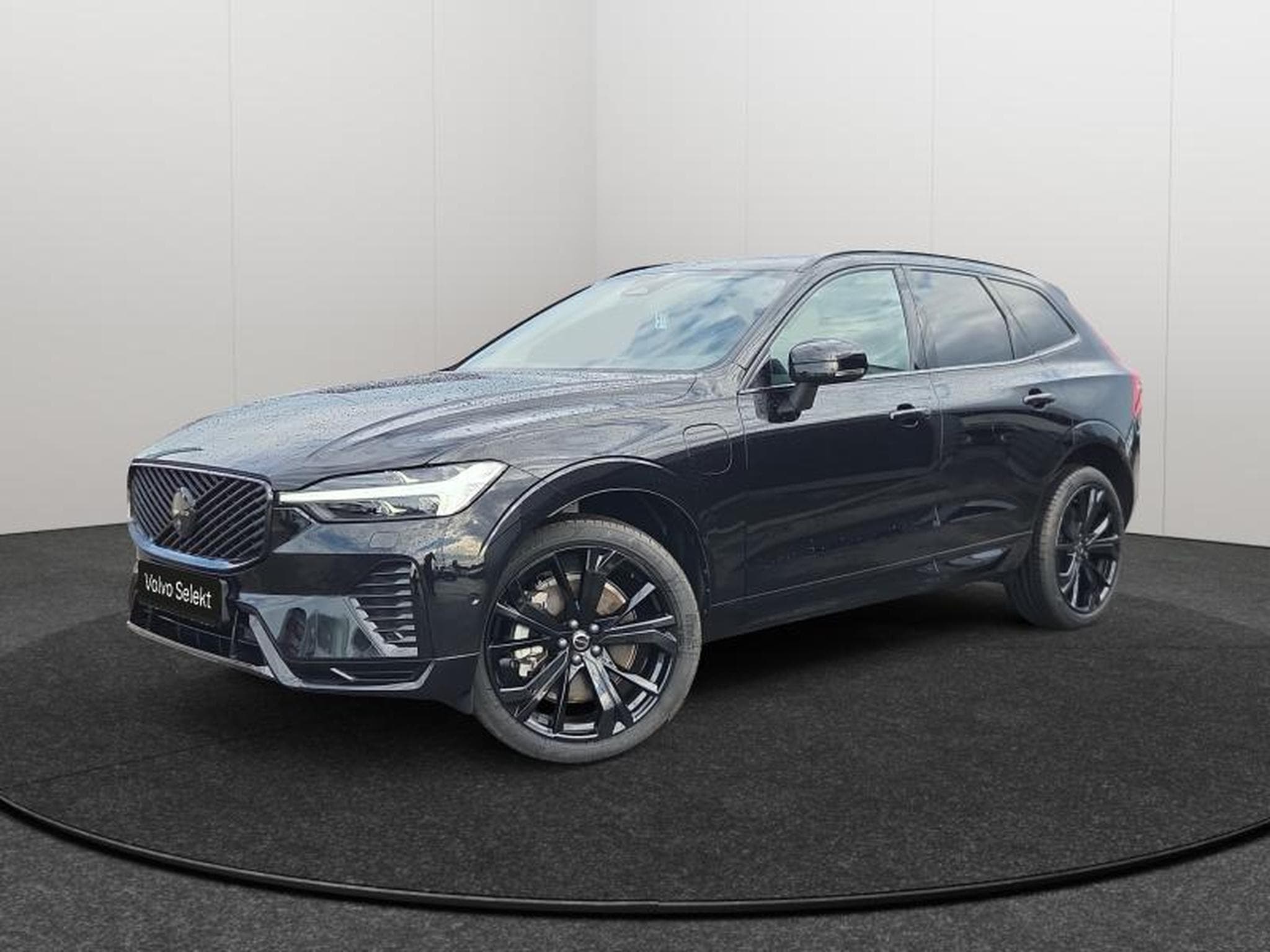 Volvo XC60 T6 AWD Black Edition Plus 2026 / Hybride (2025) - Photo 1