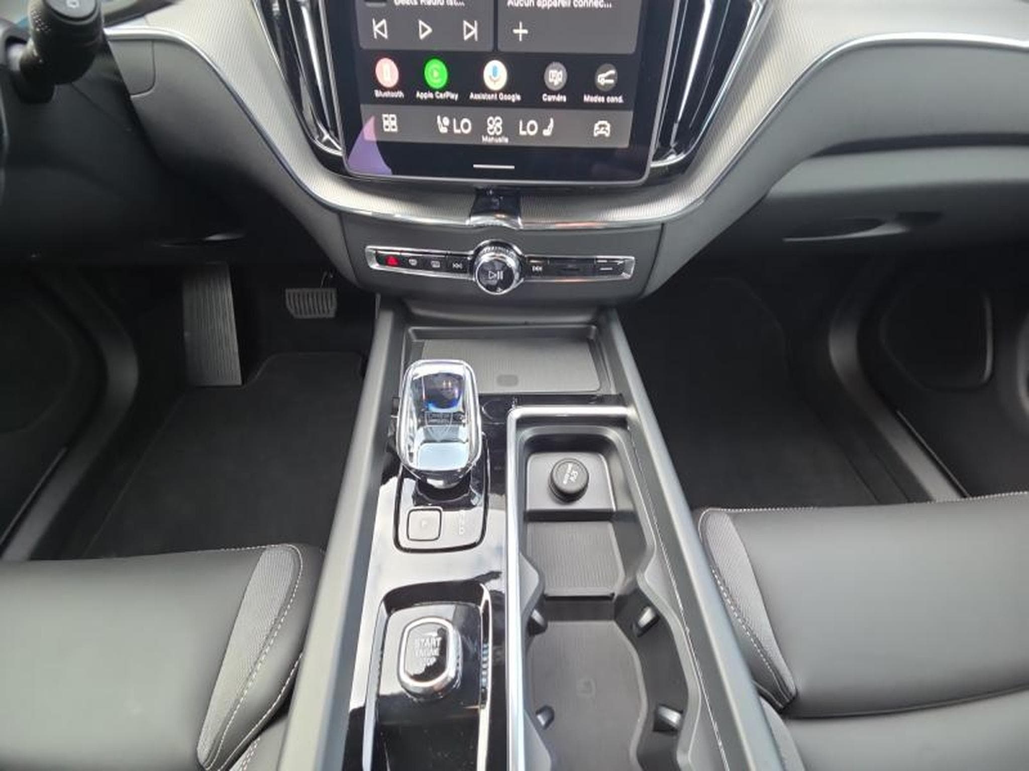 Volvo XC60 T6 AWD Black Edition Plus 2026 / Hybride (2025) - Photo 11