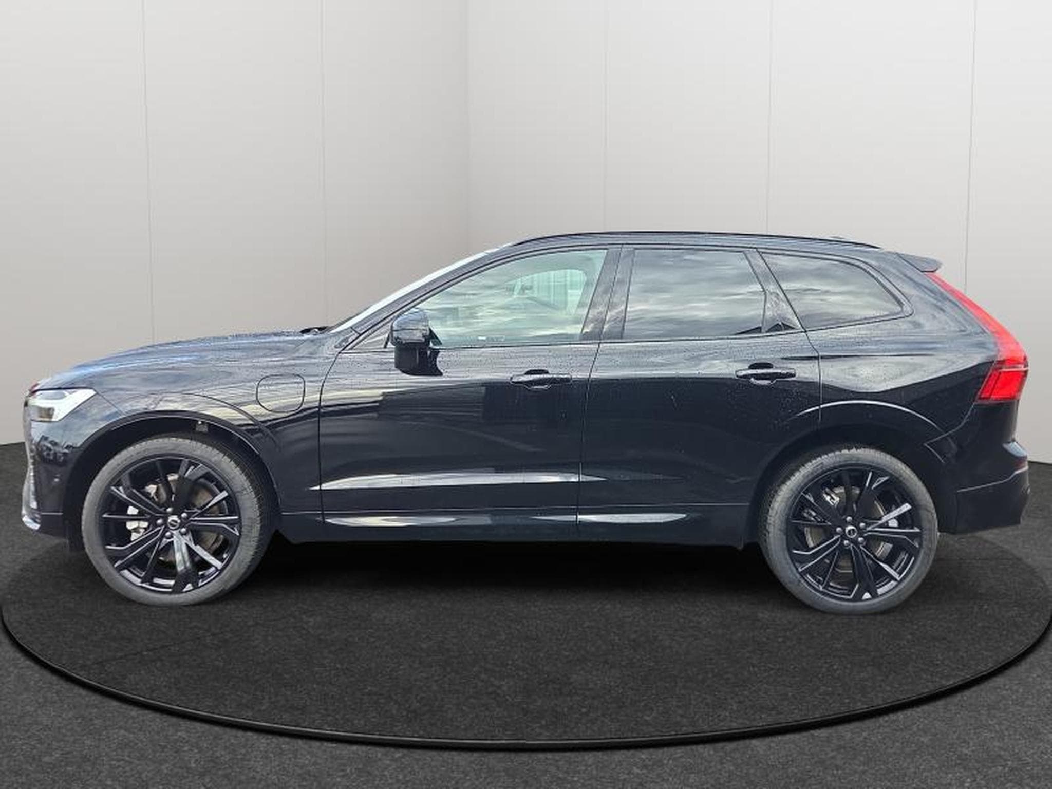 Volvo XC60 T6 AWD Black Edition Plus 2026 / Hybride (2025) - Photo 2