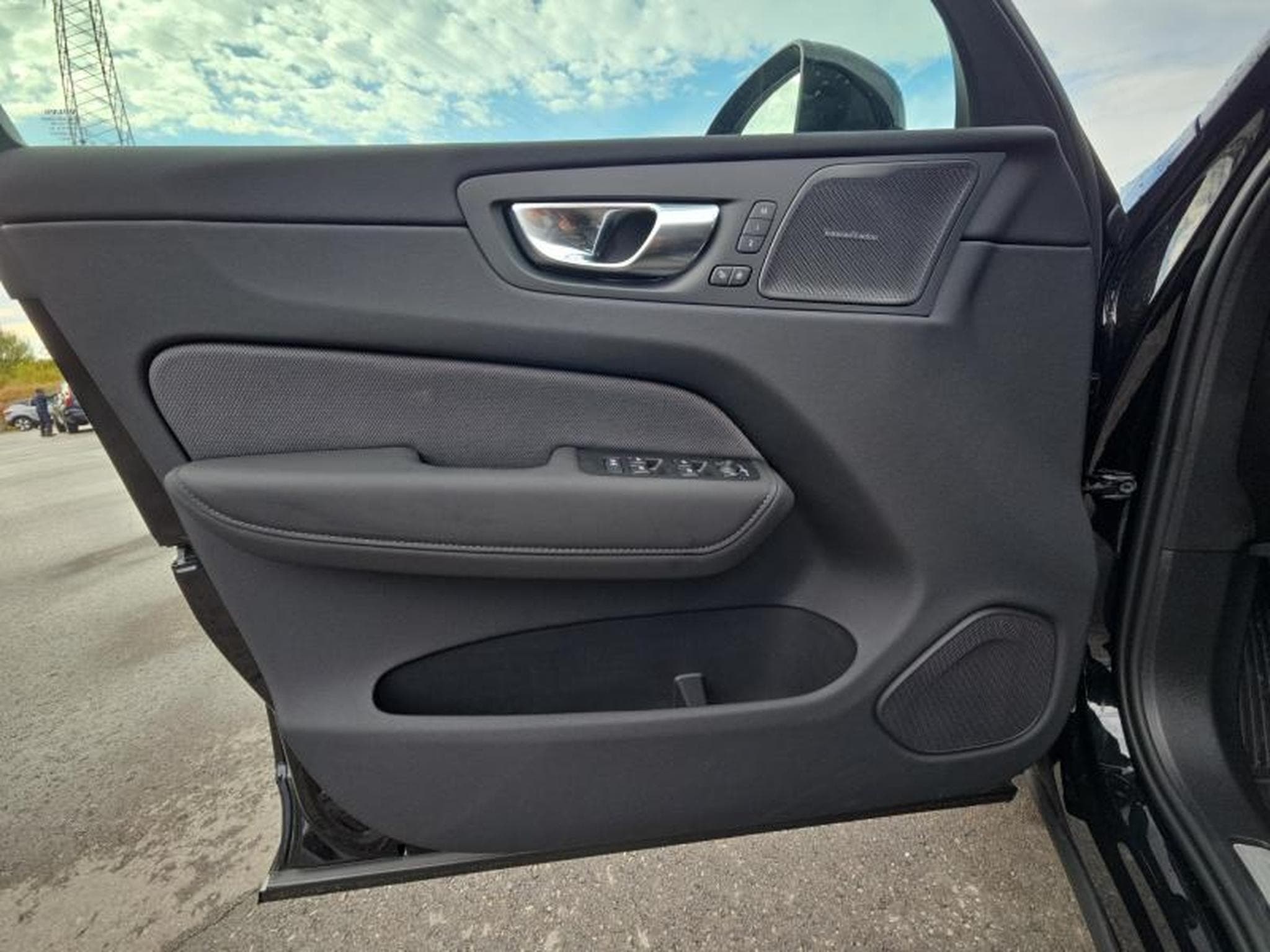 Volvo XC60 T6 AWD Black Edition Plus 2026 / Hybride (2025) - Photo 20