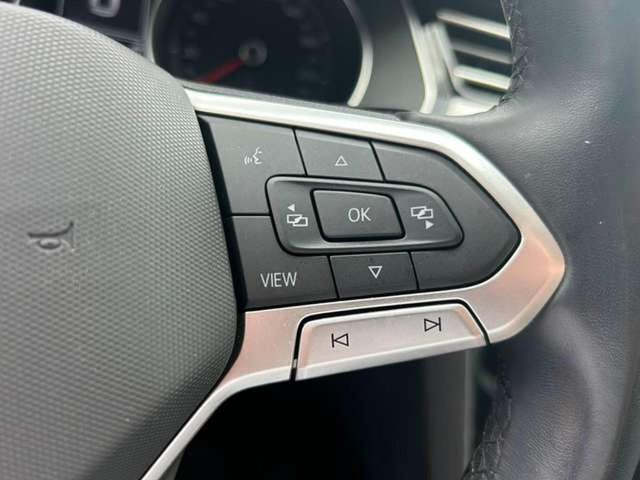 VW Passat Passat SW 2.0 TDi Style Business DSG (2020) - Photo 18
