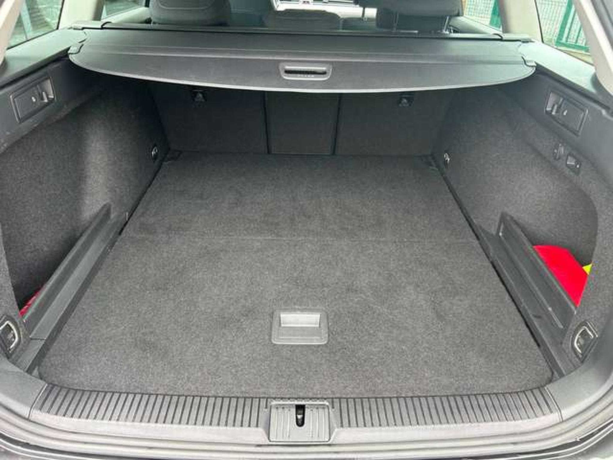 VW Passat Passat SW 2.0 TDi Style Business DSG (2020) - Photo 21