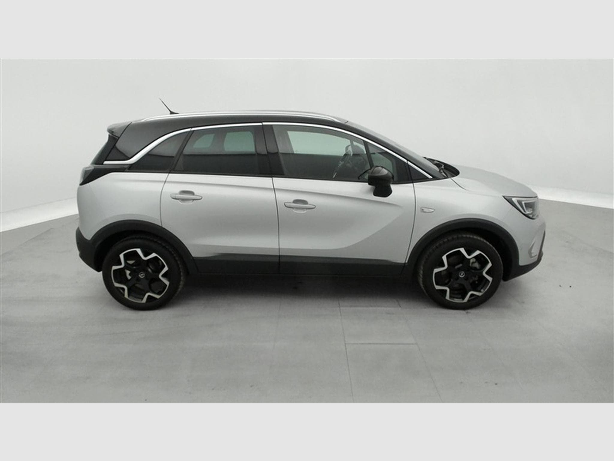 Opel Crossland 1.2 Turbo Elegance S/S (EU6.4) (2023) - Photo 24
