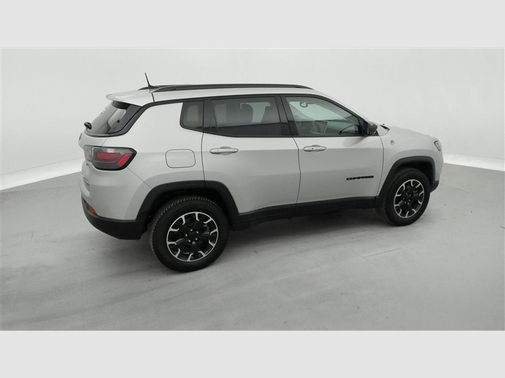 Jeep Compass 1.3 Turbo eAWD PHEV Trailhawk NAVI / FULL LED / CUIR PARTIEL (2023) - Photo 25
