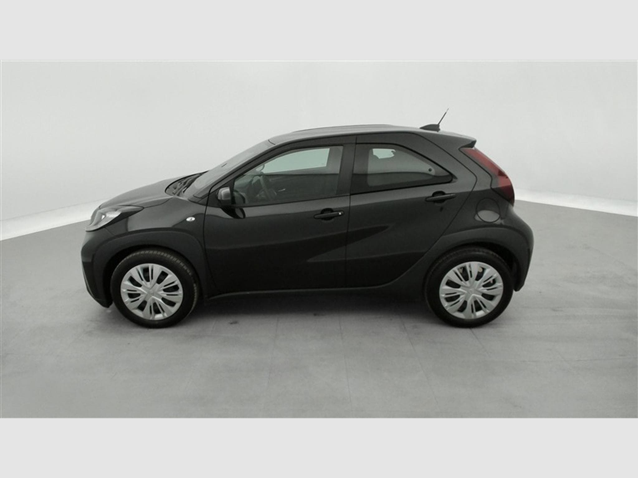 Toyota Aygo 1.0i VVT-i Play CARPLAY / CAMERA (2024) - Photo 3