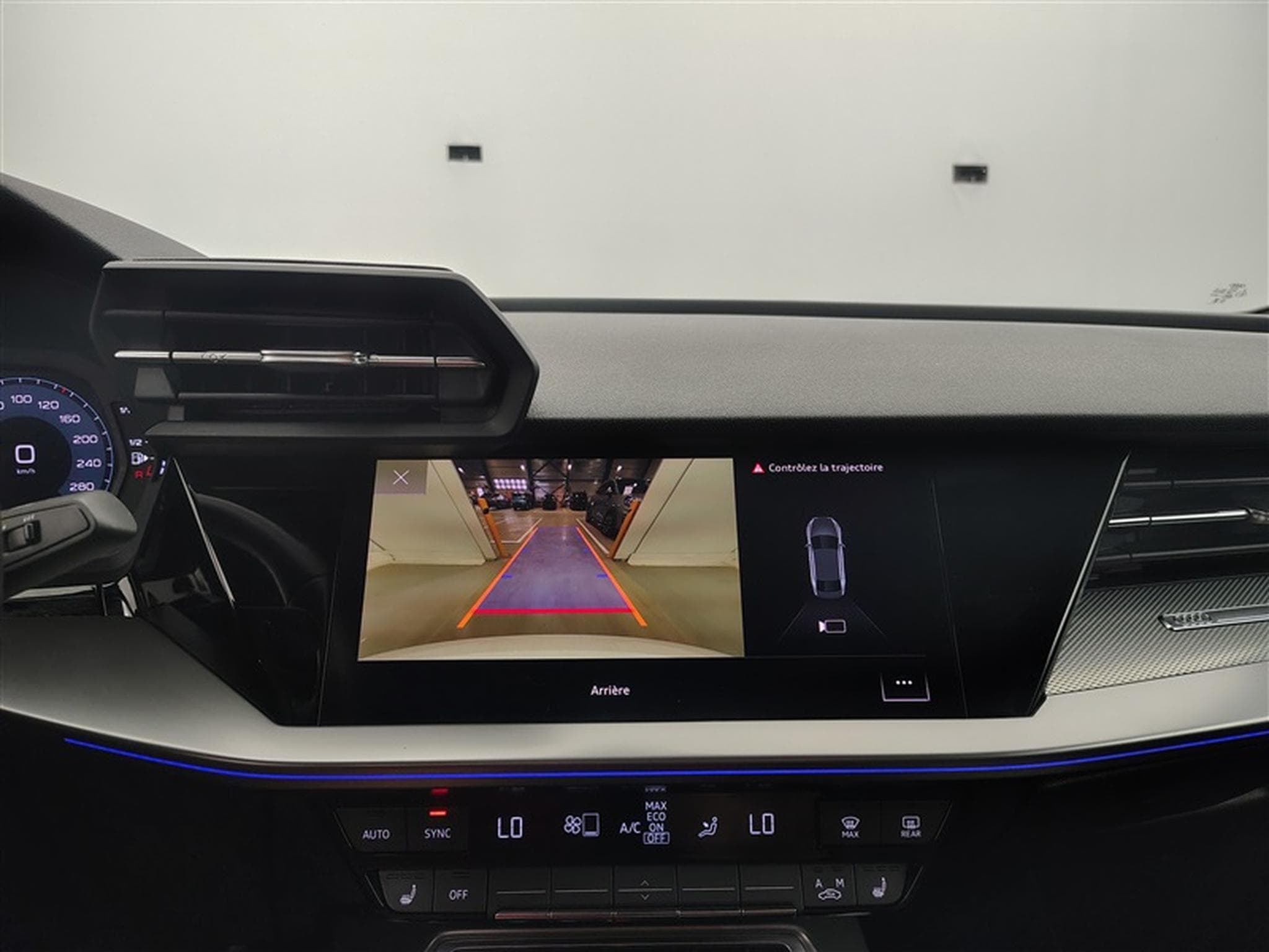 Audi A3 A3 30 TFSI Advanced S tronic Cuir /  Navi / Led / PDC av+ar (2024) - Photo 18