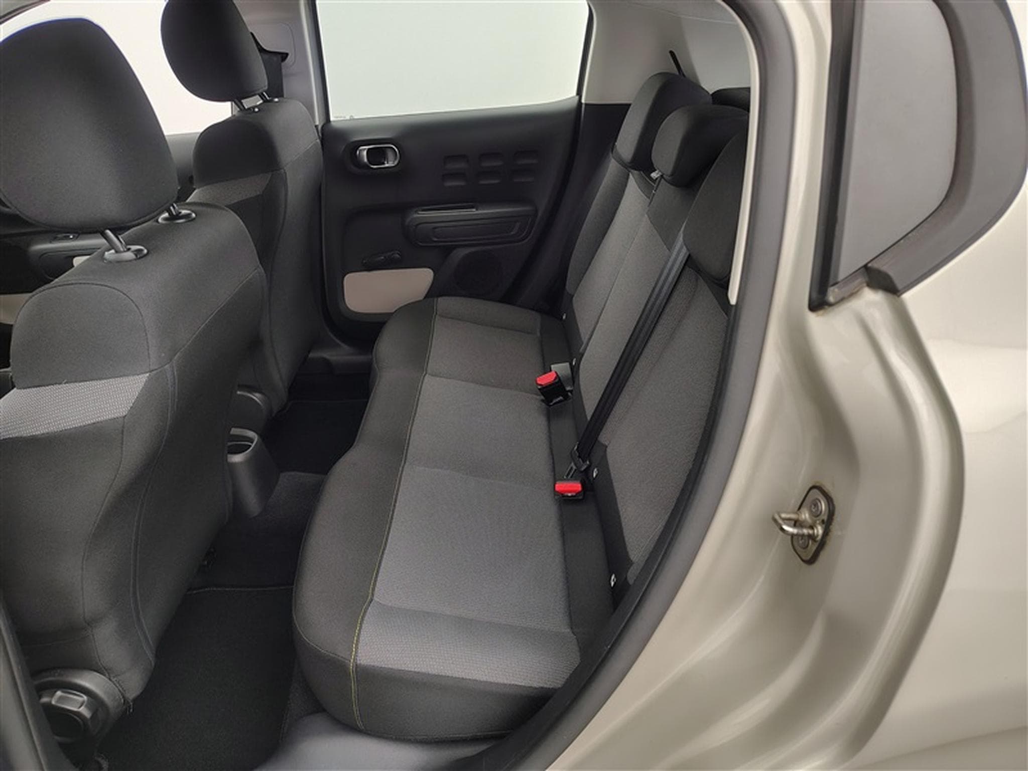 Citroen C3 1.2i PureTech 82Cv Live (2021) - Photo 13