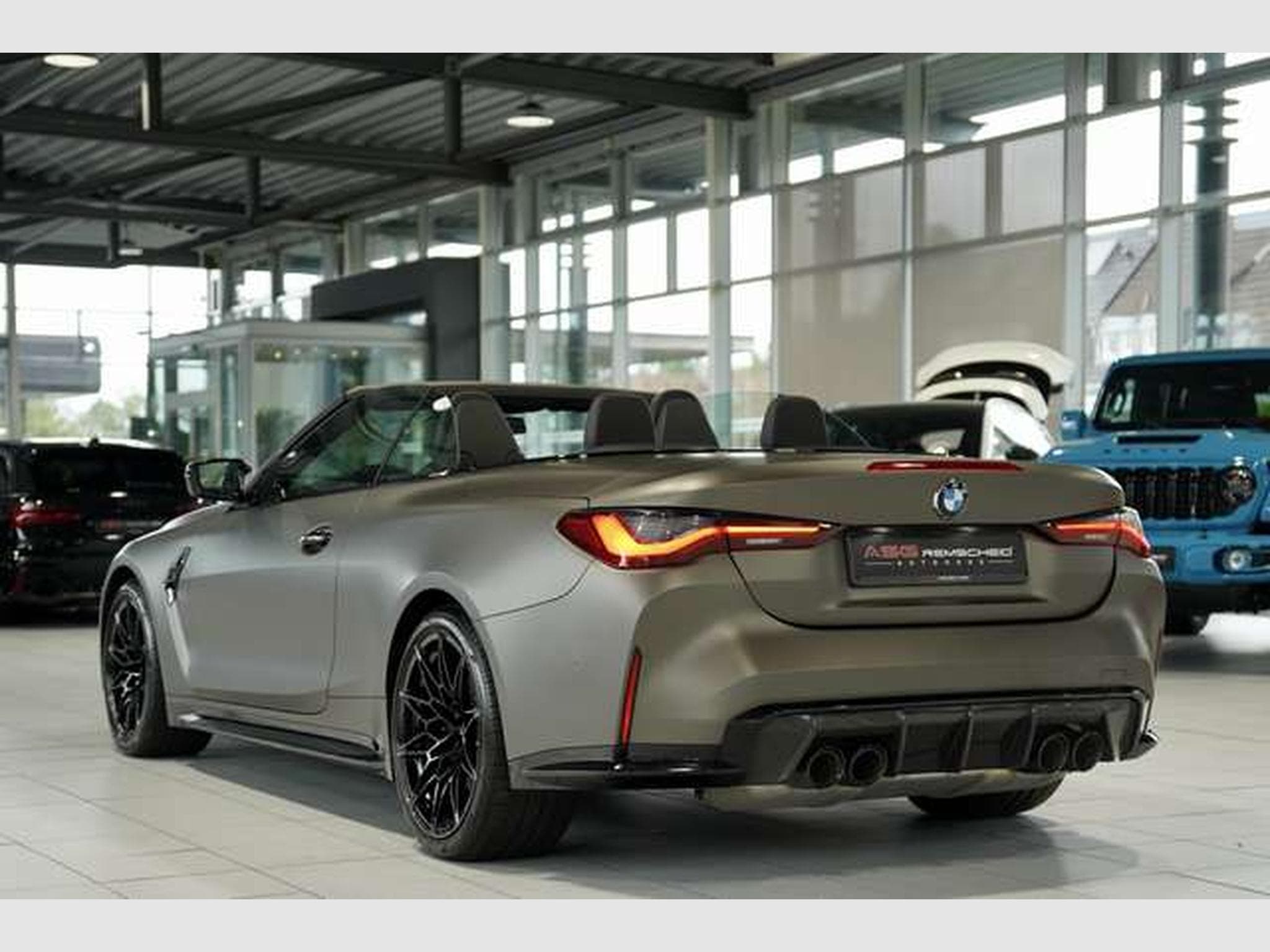 BMW M4 xD Competition Cabrio 1H *M Driver?s-P*Carbon (2023) - Photo 11