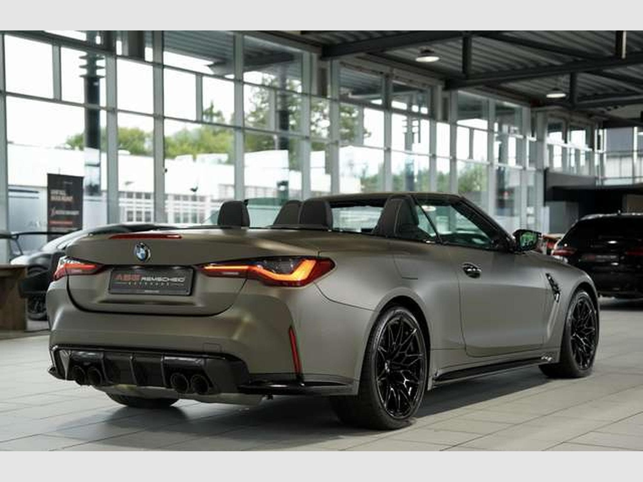 BMW M4 xD Competition Cabrio 1H *M Driver?s-P*Carbon (2023) - Photo 9