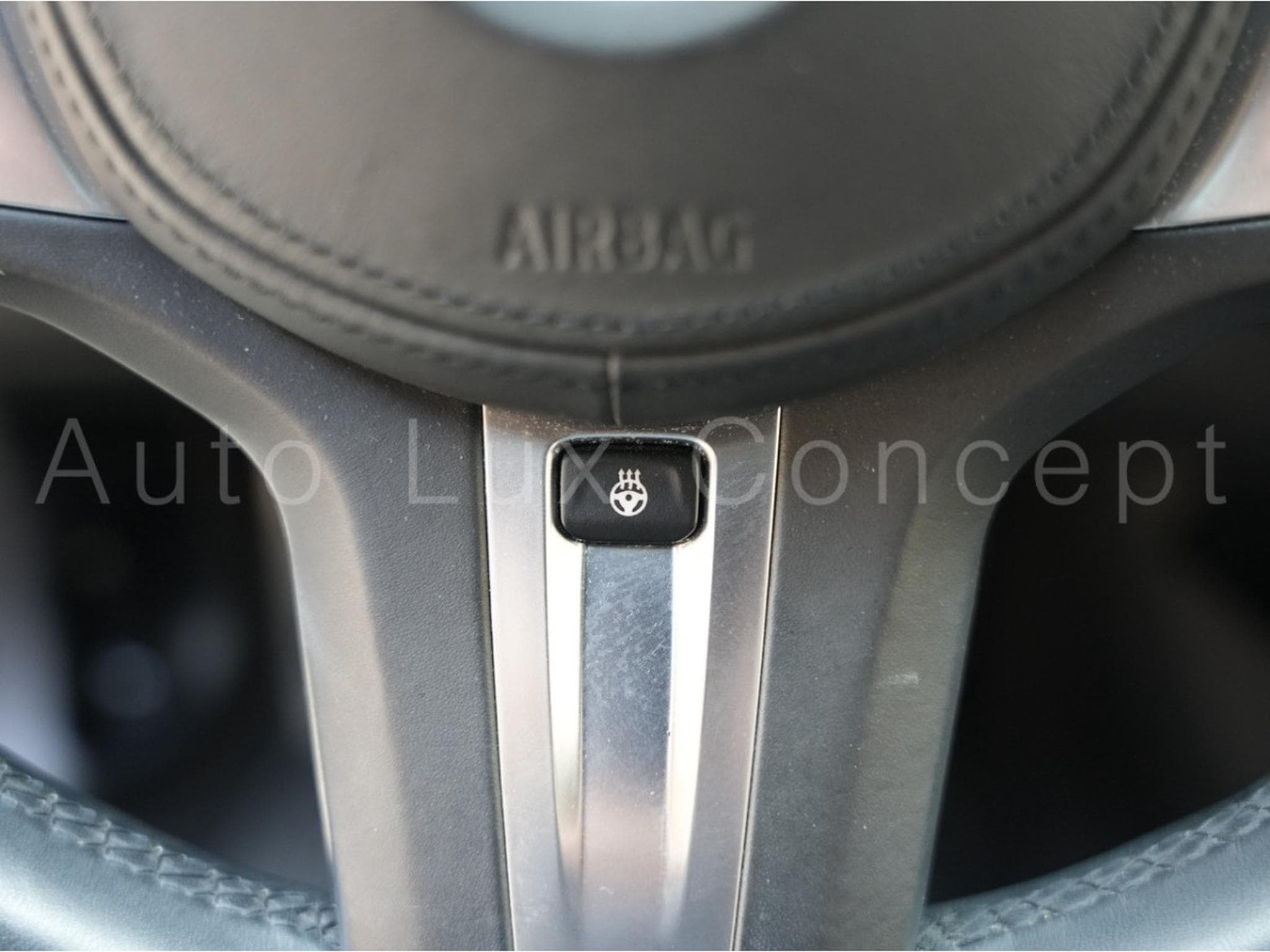 BMW M135 i xDrive (2019) - Photo 20