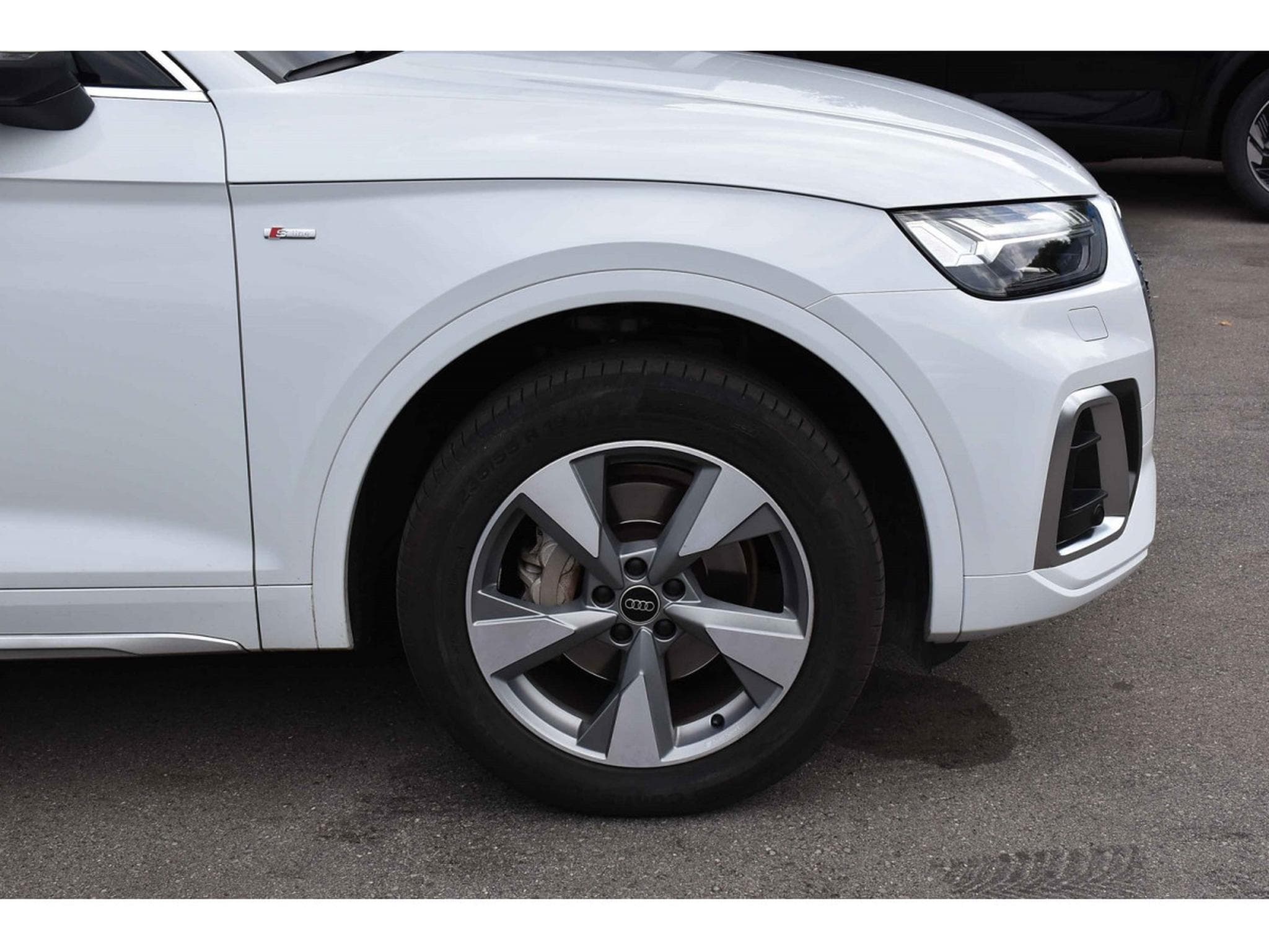 Audi Q5 40 TFSI Quattro S-Line S-Tronic CUIR LANE CAM MATRIX 1° MAIN (2024) - Photo 5