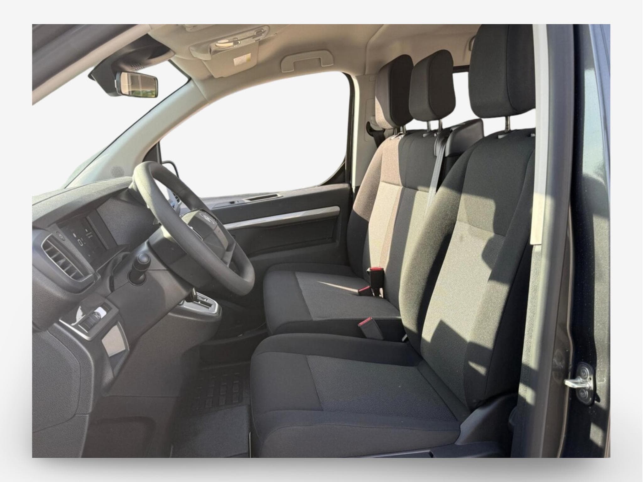 Citroën SpaceTourer 2.2 BlueHDI 180 XL Plus (2026) - Photo 7