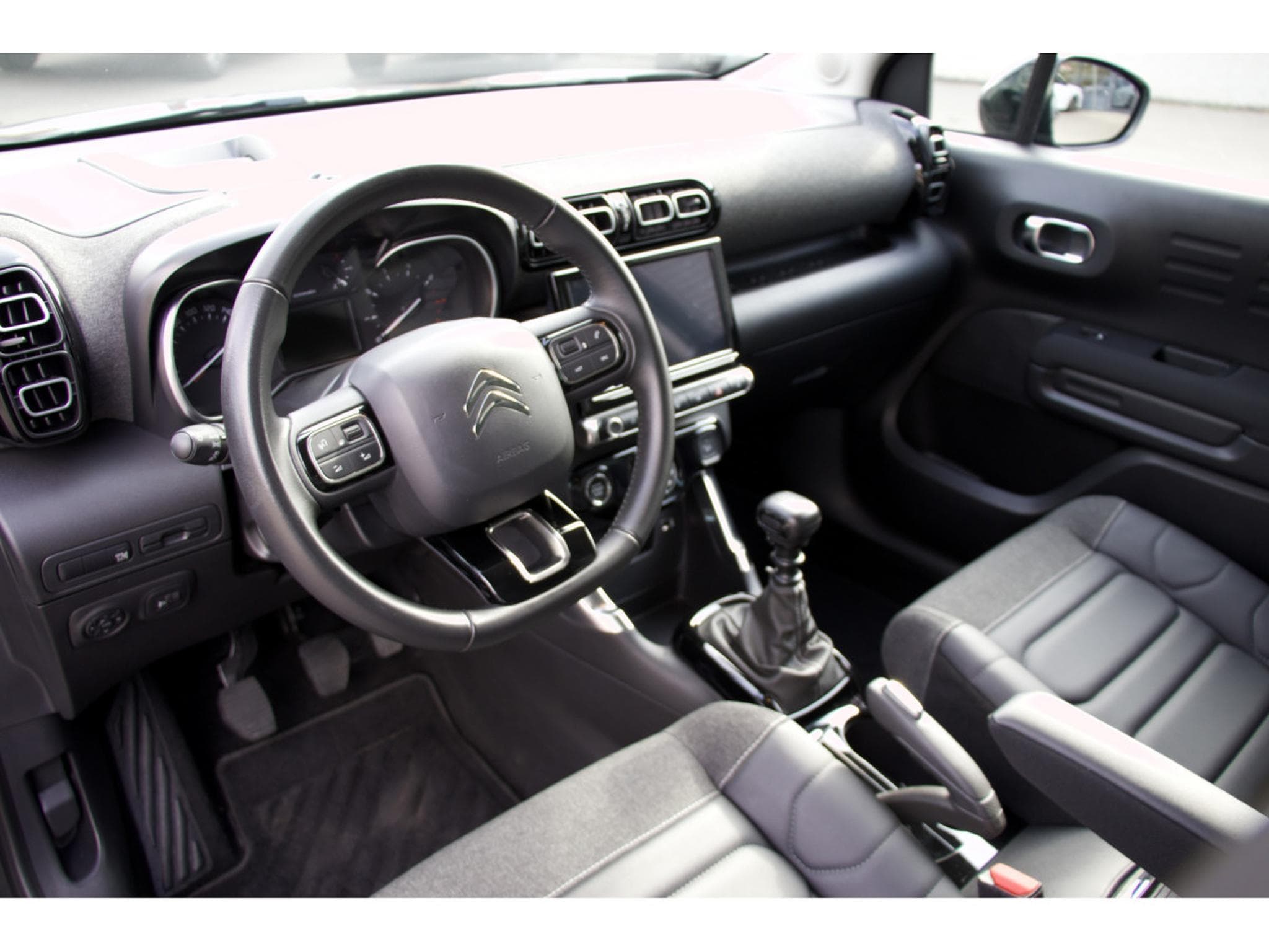 Citroën C3 Aircross BlueHDi 110 MAX Head-Up Navi Grip Control (2024) - Photo 7