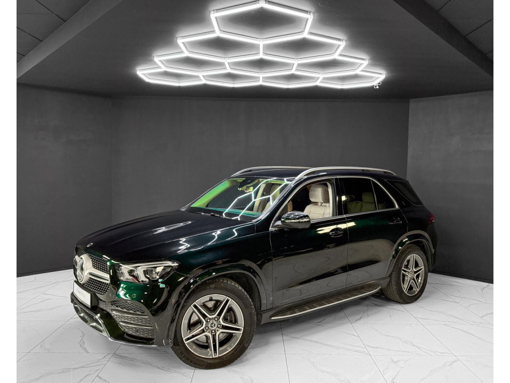 Mercedes GLE 350 d AMG Line / Spec / 360 / New service (2019) - Photo 1