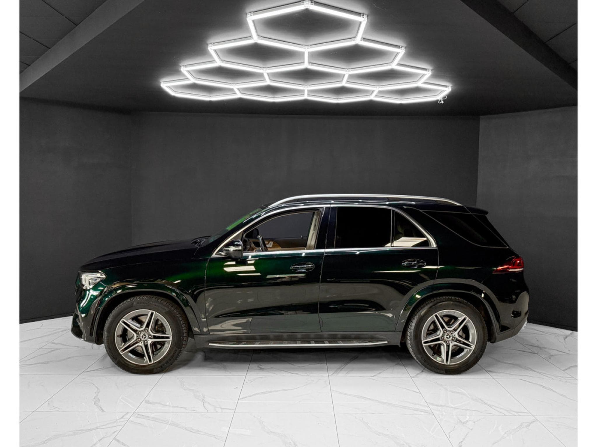Mercedes GLE 350 d AMG Line / Spec / 360 / New service (2019) - Photo 2