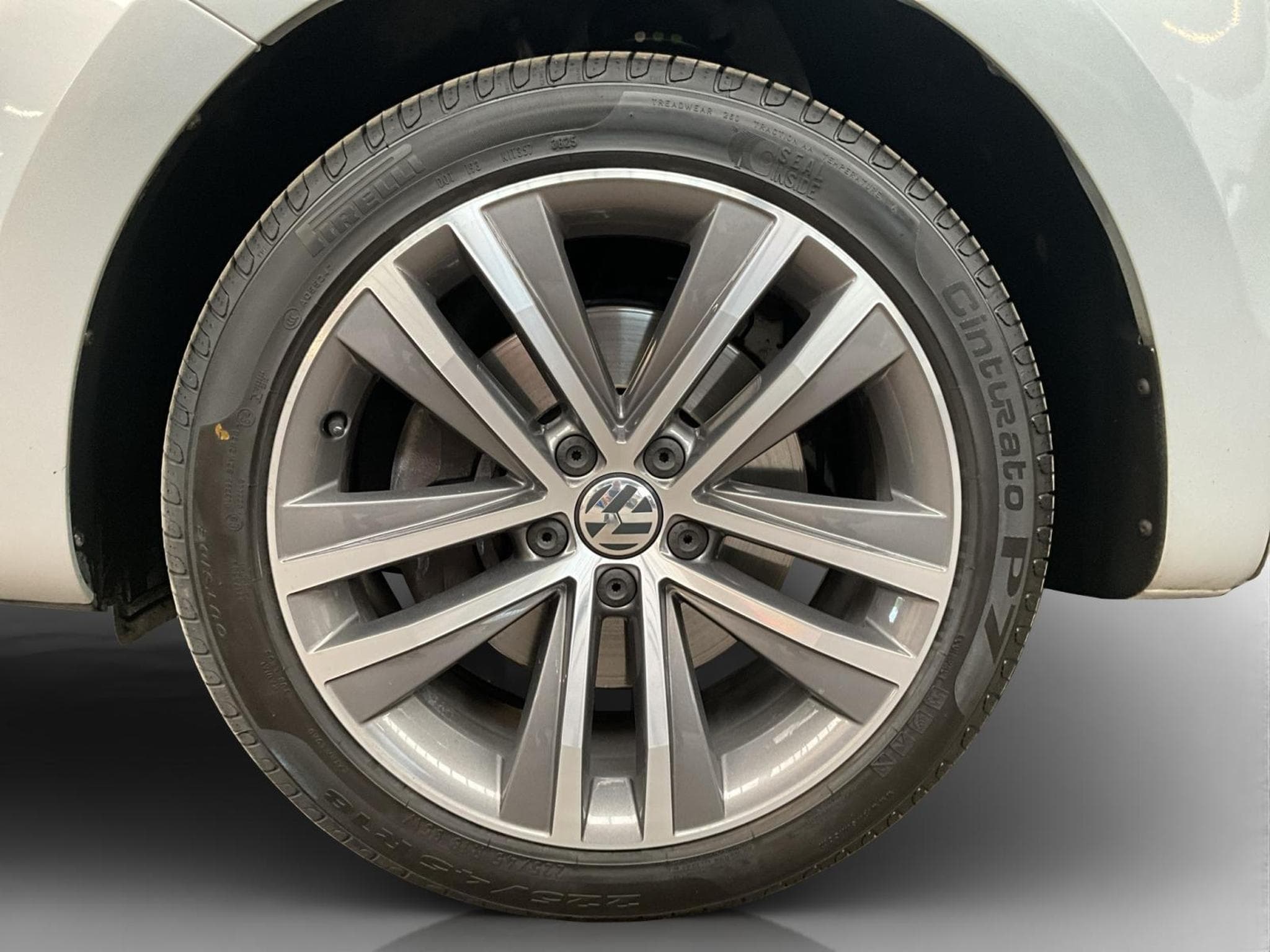 VW Sharan Highline+DSG+7Sitze+P.Confort+AHK+Pano (2020) - Photo 8