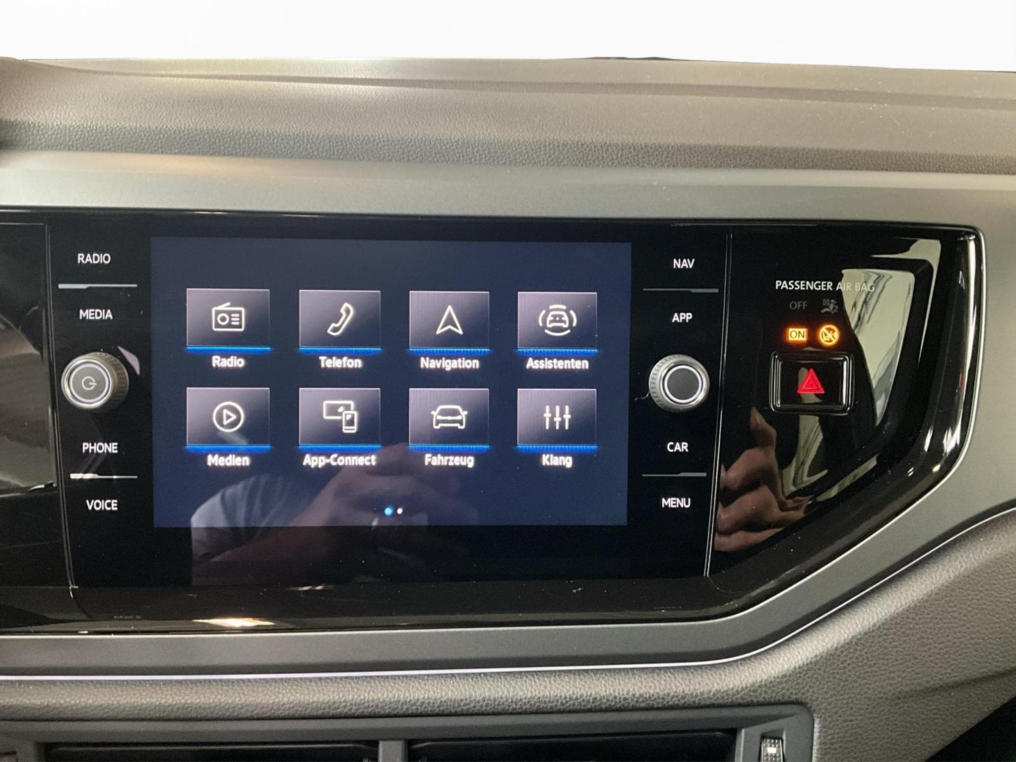 VW Polo R-Line+DSG+Park&Comfort+IQ-Drive (2025) - Photo 13