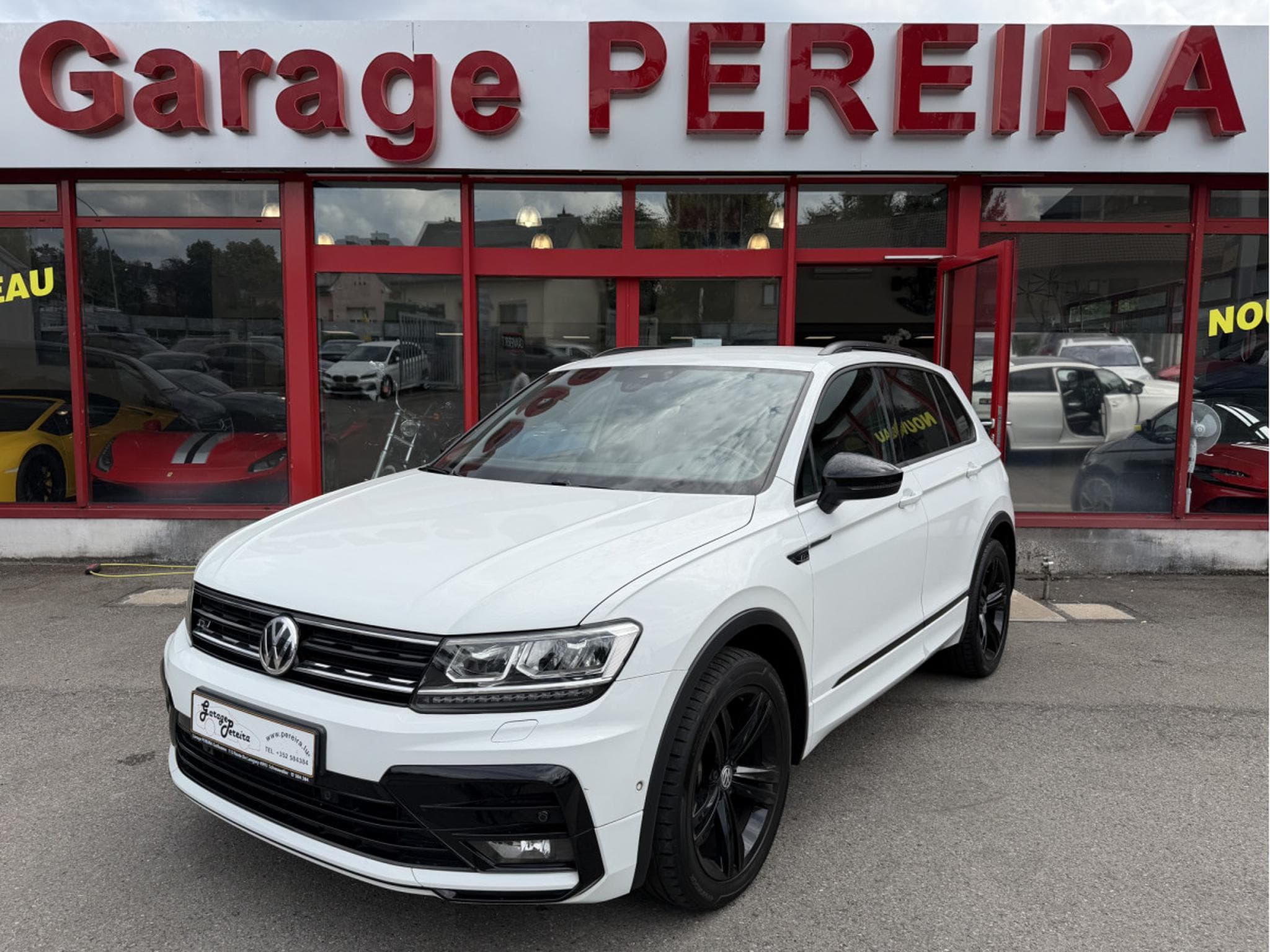 VW Tiguan 2.0 TDI 190 DSG 4MOTION R-LINE PANO NAVI (2020) - Photo 2