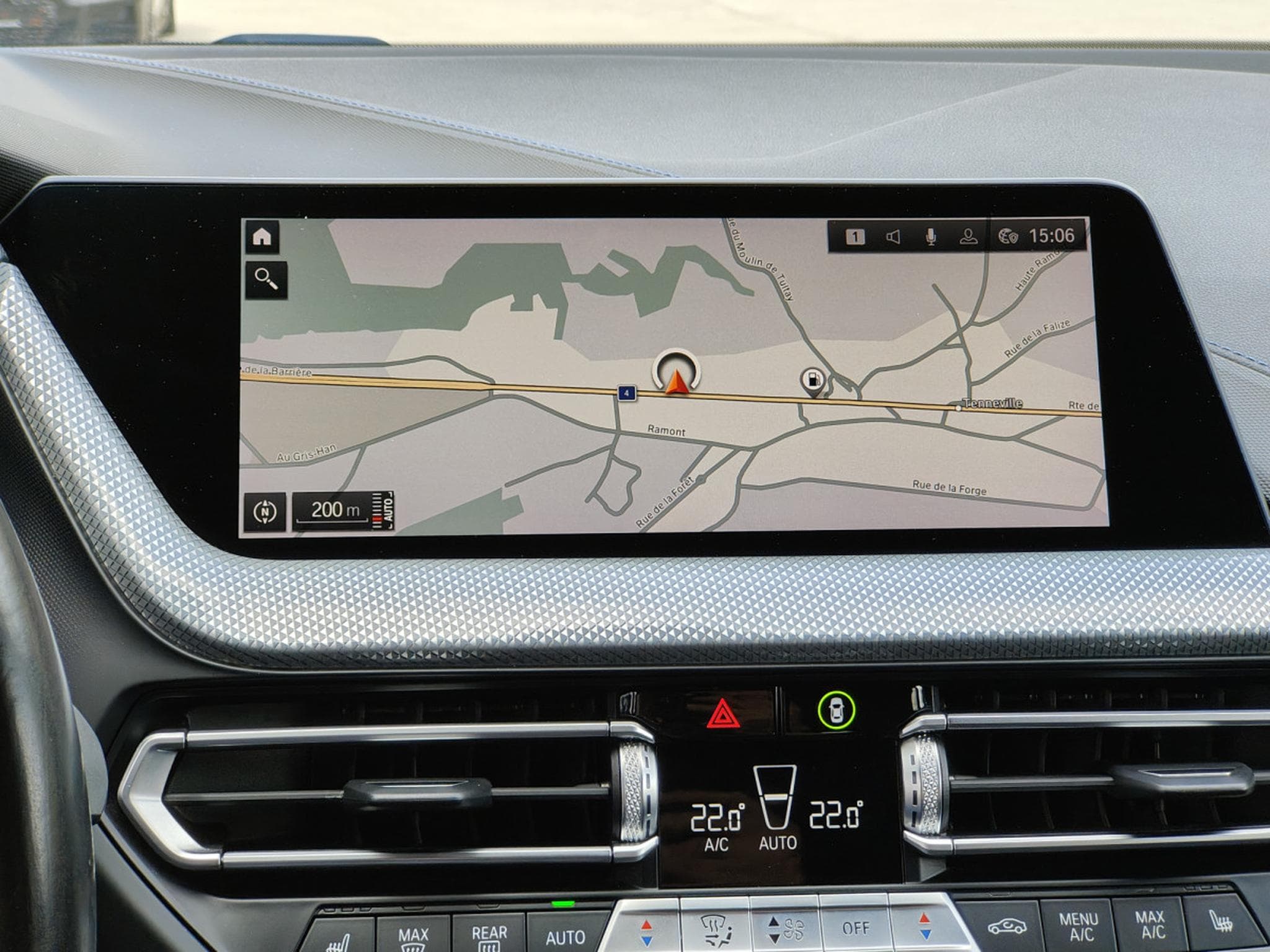 BMW 118 118iA PACK M SIEGES M GPC CARPLAY CAMERA ATTELAGE (2021) - Photo 16