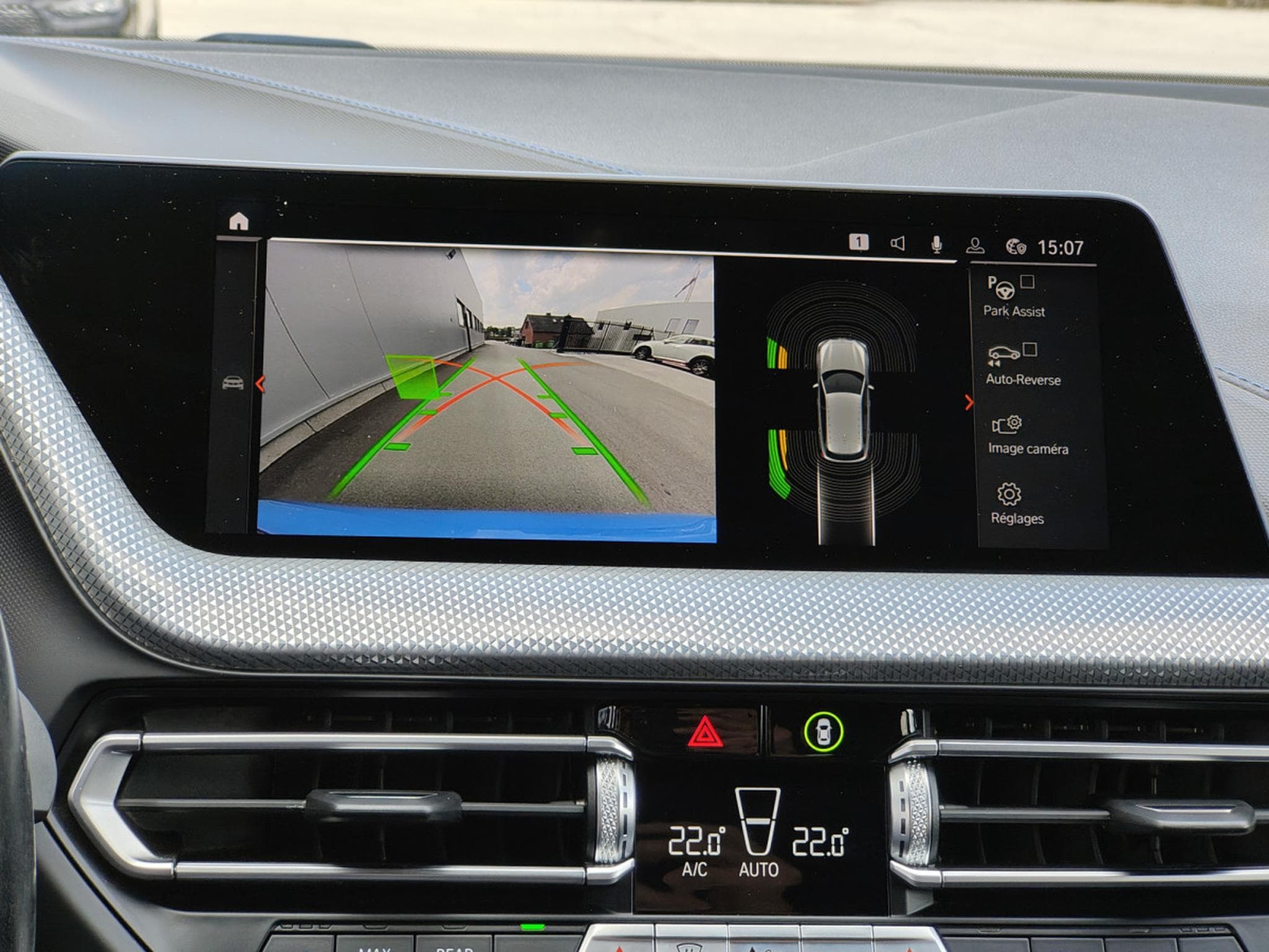 BMW 118 118iA PACK M SIEGES M GPC CARPLAY CAMERA ATTELAGE (2021) - Photo 18