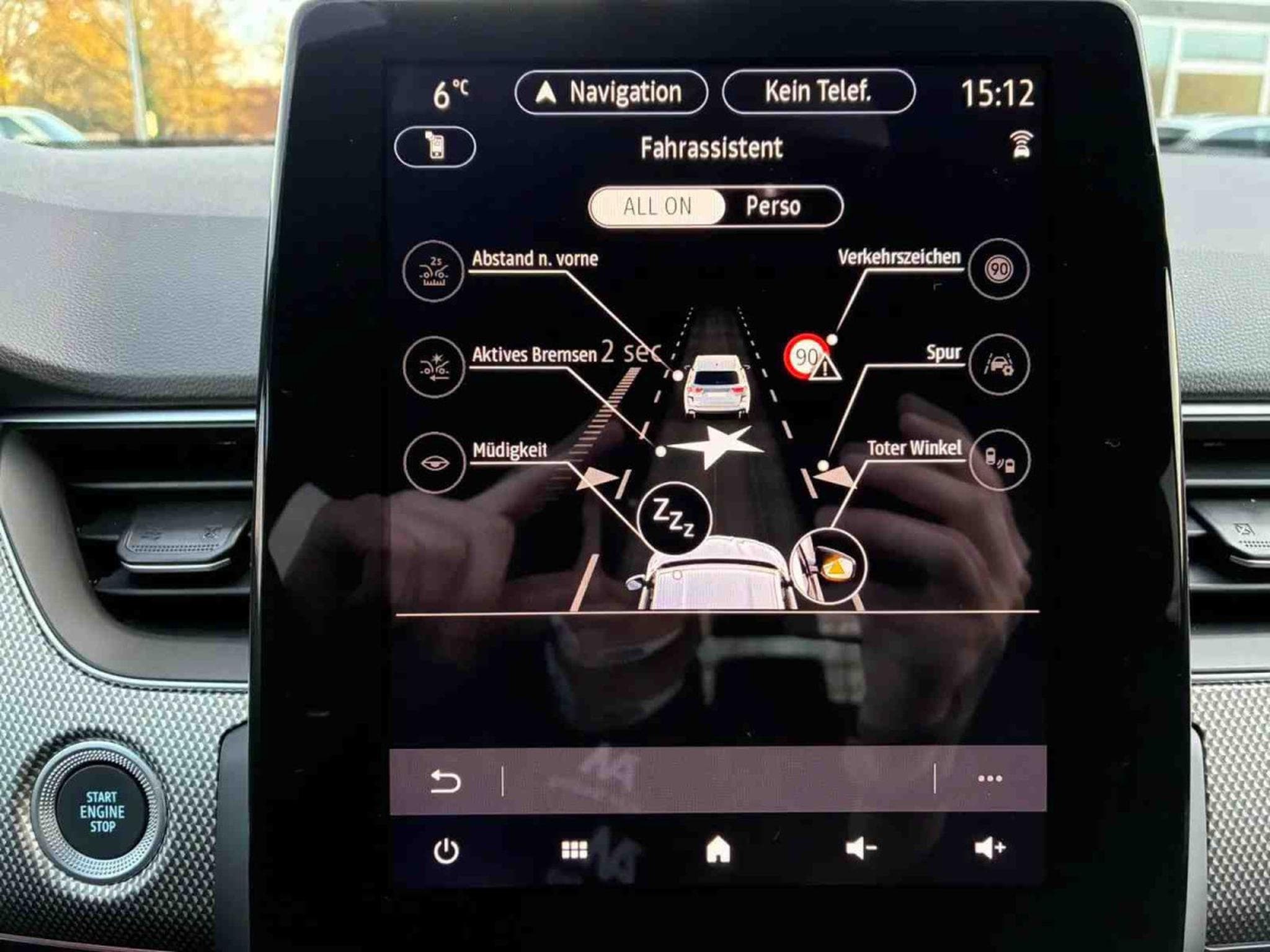 Renault Arkana 1.3 E-Tech Full Hybrid 145 EDC TECHNO (2025) - Photo 17