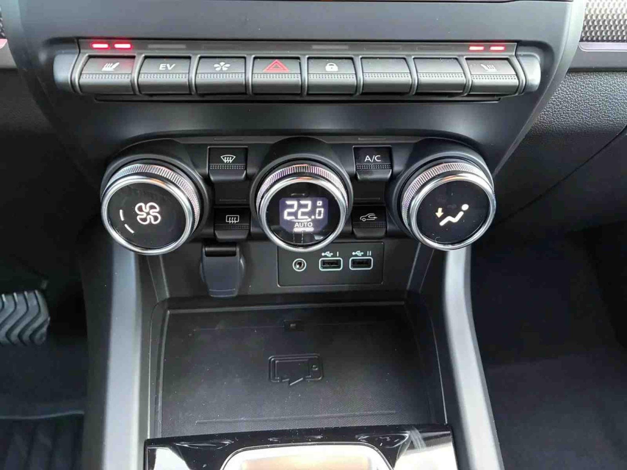 Renault Arkana 1.3 E-Tech Full Hybrid 145 EDC TECHNO (2025) - Photo 19