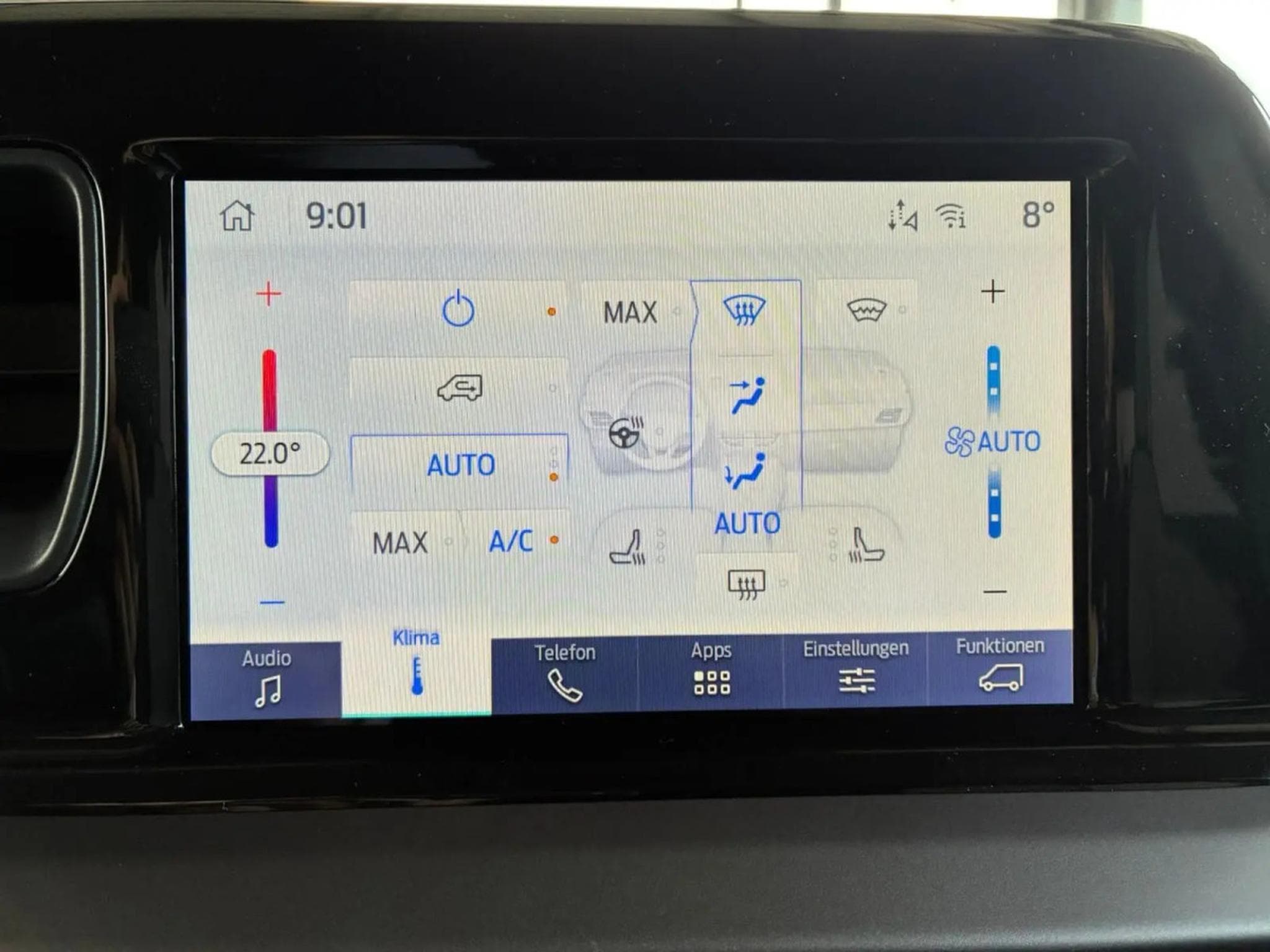 Ford Tourneo 1.0i Ecoboost 126 Titanium (2026) - Photo 14