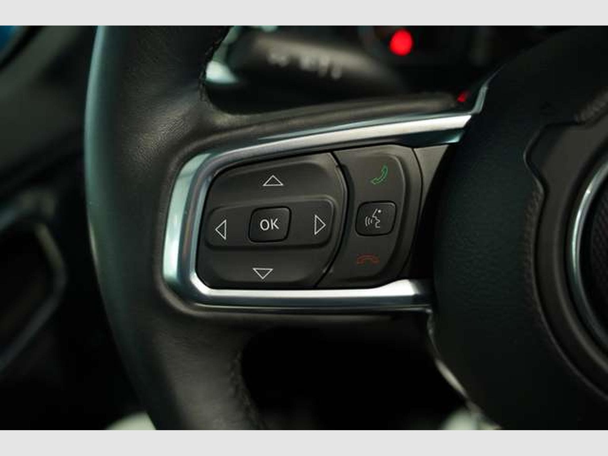 Jeep Wrangler BRUTE 2.0 T-GDI Sahara *1.H *Sonderlack (2025) - Photo 46