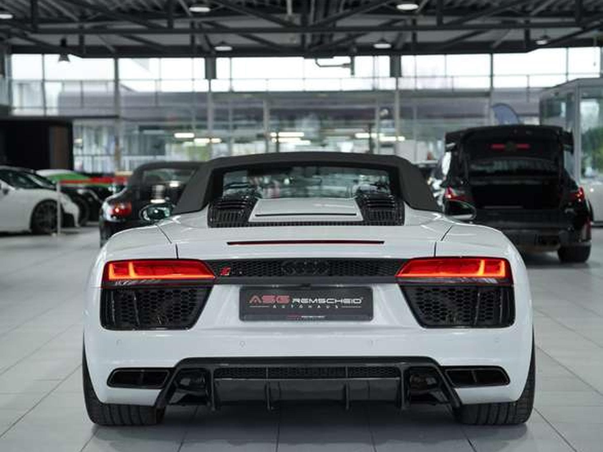 Audi R8 q. Spyder *1.Hand *S-AGA *NO OPF* *33TSD KM (2017) - Photo 16