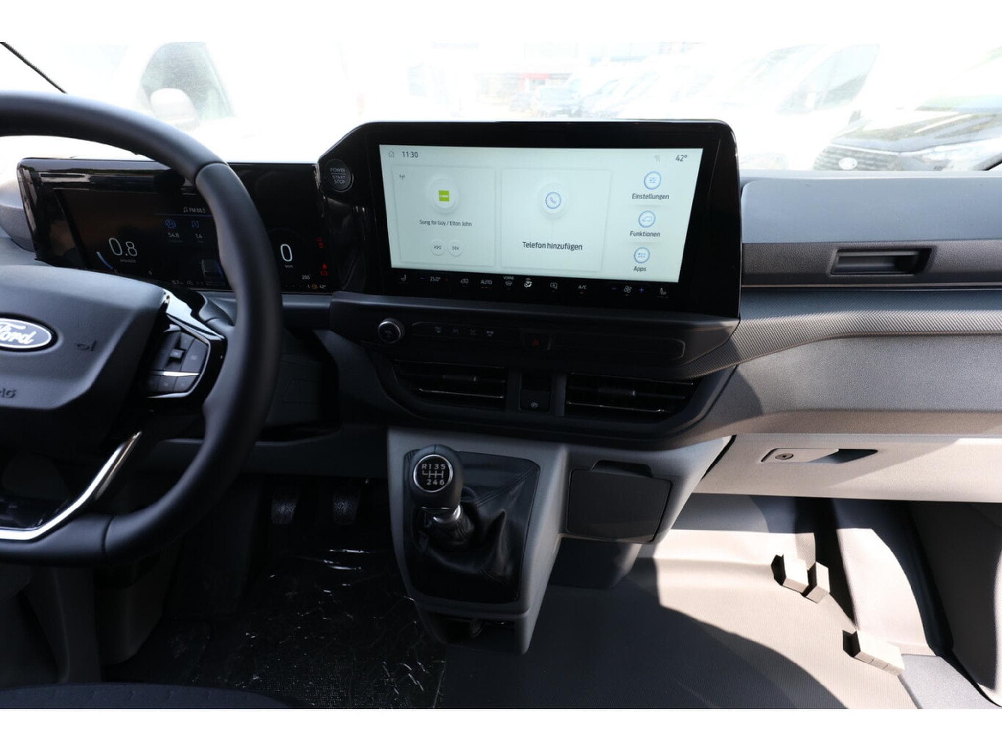 Ford Transit 2.0 ECOBLUE 150 L2H1 Limited (2015) - Photo 8