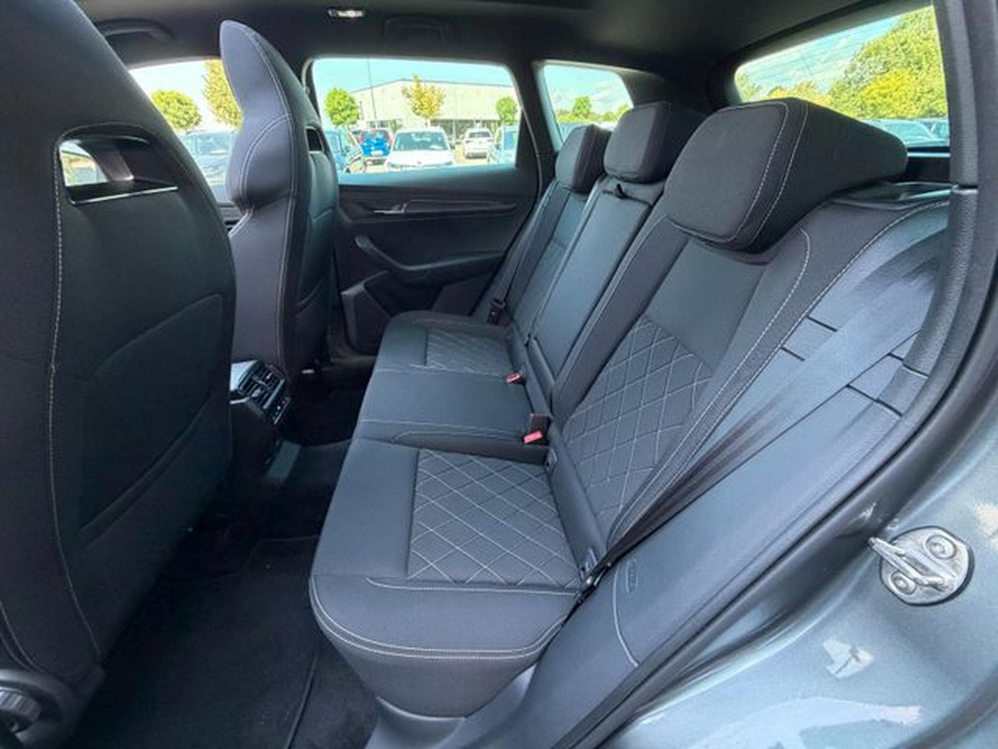 Skoda Karoq Karoq 2,0TSi DSG Sportline 4x4 Pano 19"ACC Navi (2023) - Photo 11