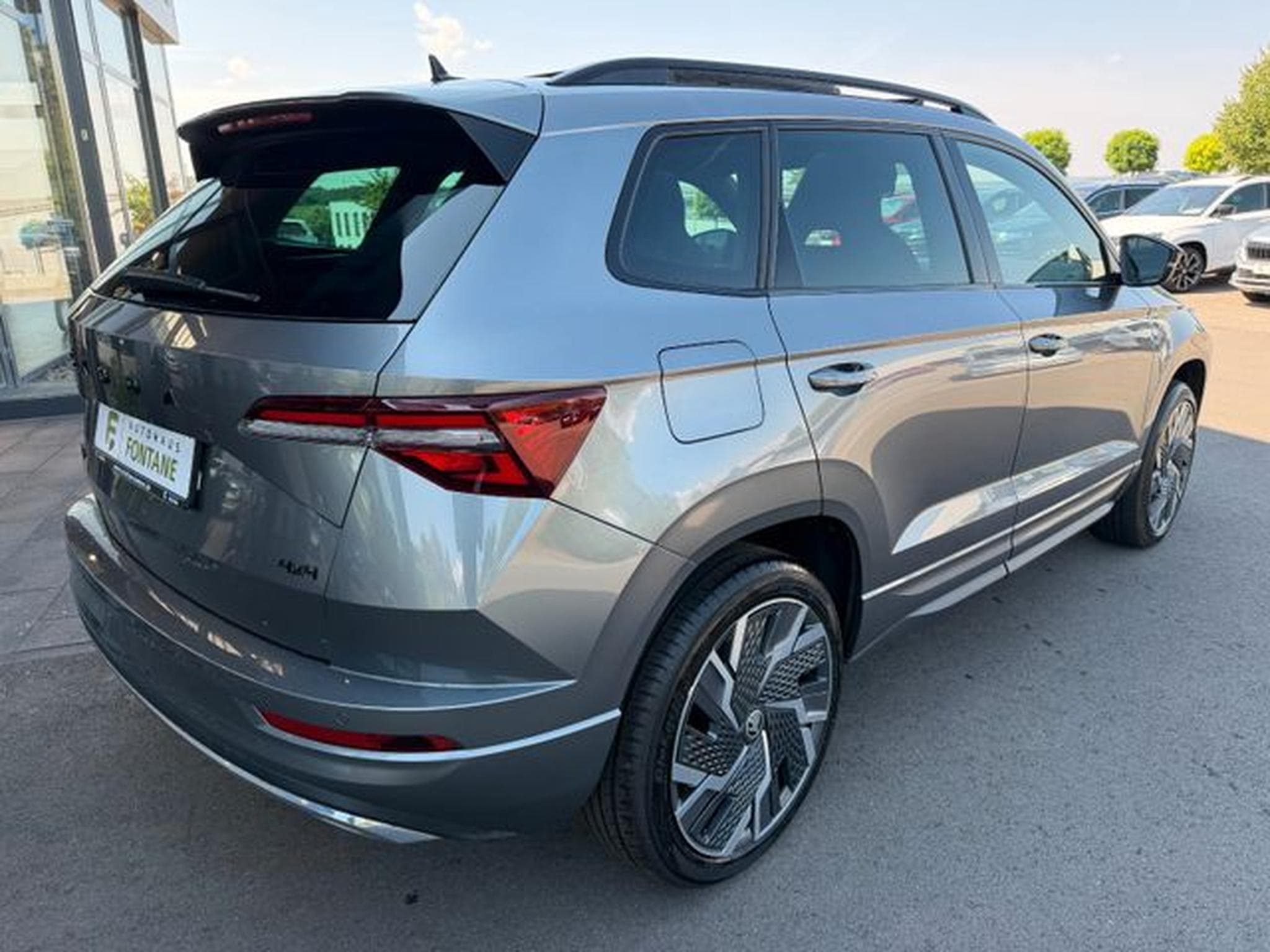 Skoda Karoq Karoq 2,0TSi DSG Sportline 4x4 Pano 19"ACC Navi (2023) - Photo 5