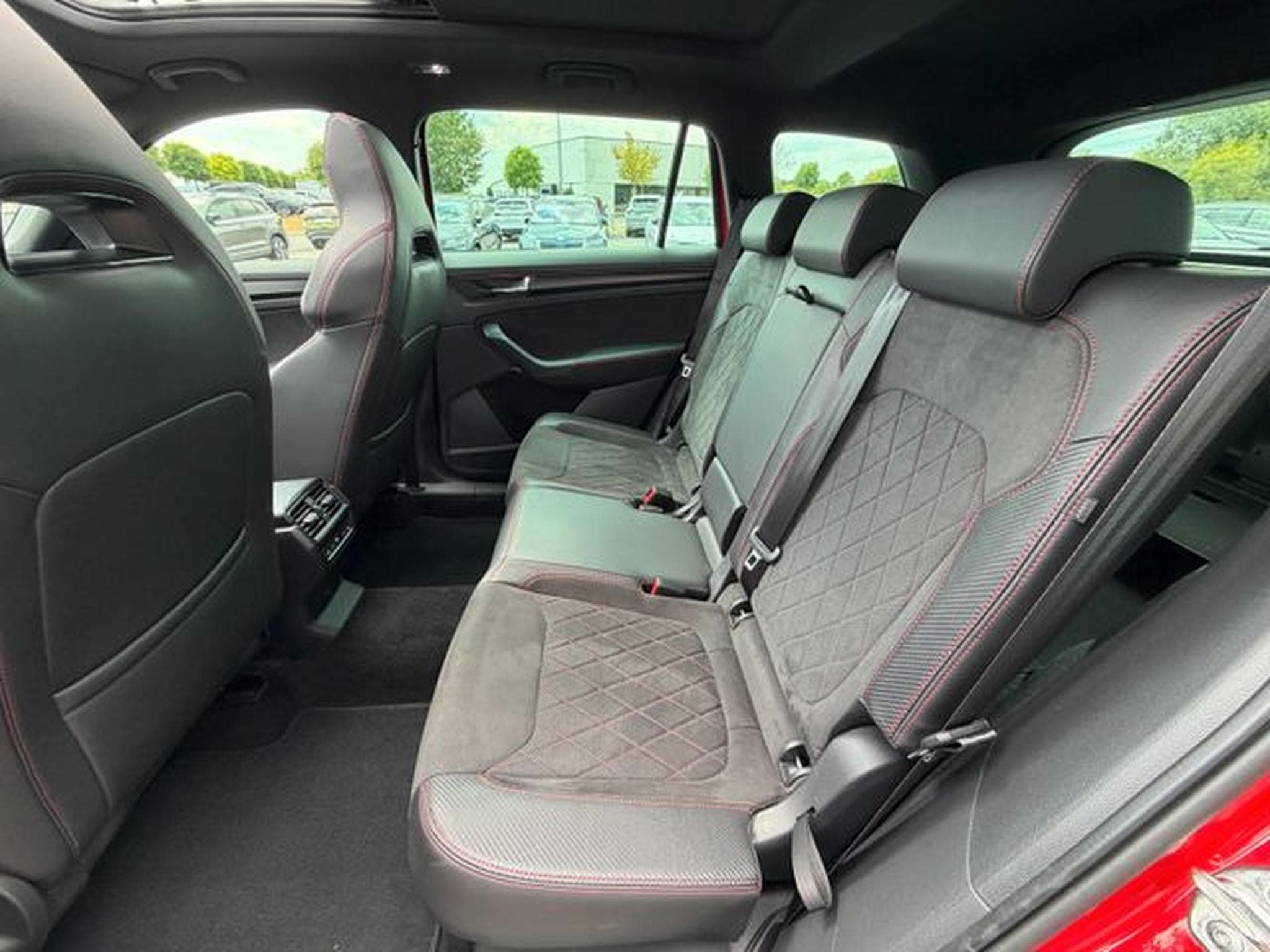 Skoda Kodiaq Kodiaq 2,0TSi RS 4x4 Pano AHK Alcantara Keyless (2022) - Photo 12