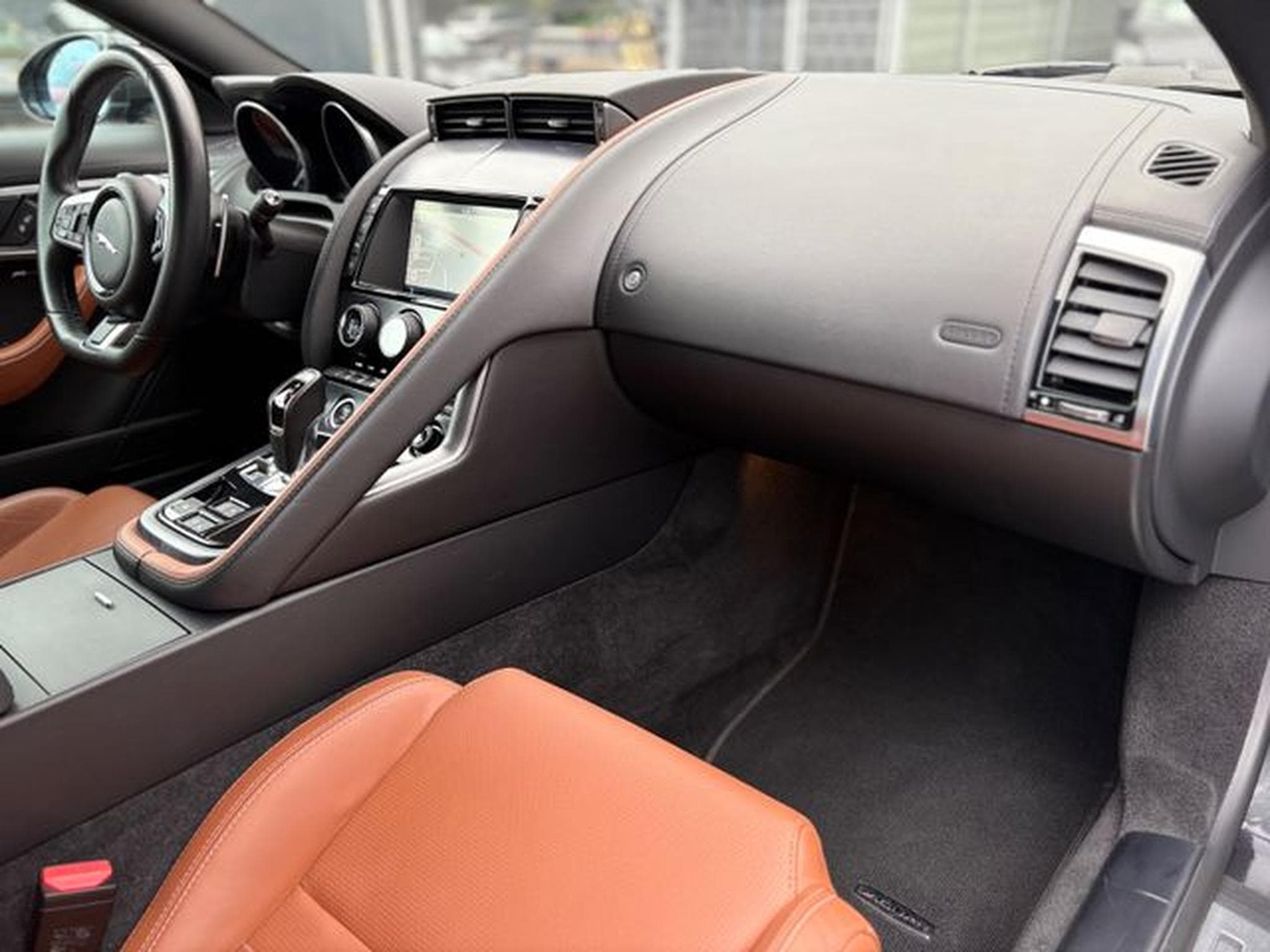 Jaguar F-Type F-TYPE COUPE R-DYNAMIC*AUT*LEDER-BRAUN*LED*TOP (2018) - Photo 15